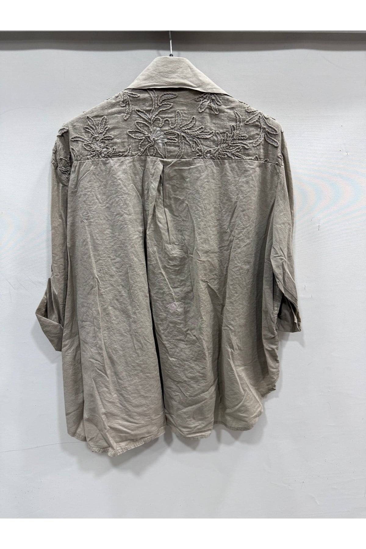 Fango Kadın İtalyan Çiçek Nakışlı Katlanır Uzun Kol Oversize Gömlek 42 - 46 Beden