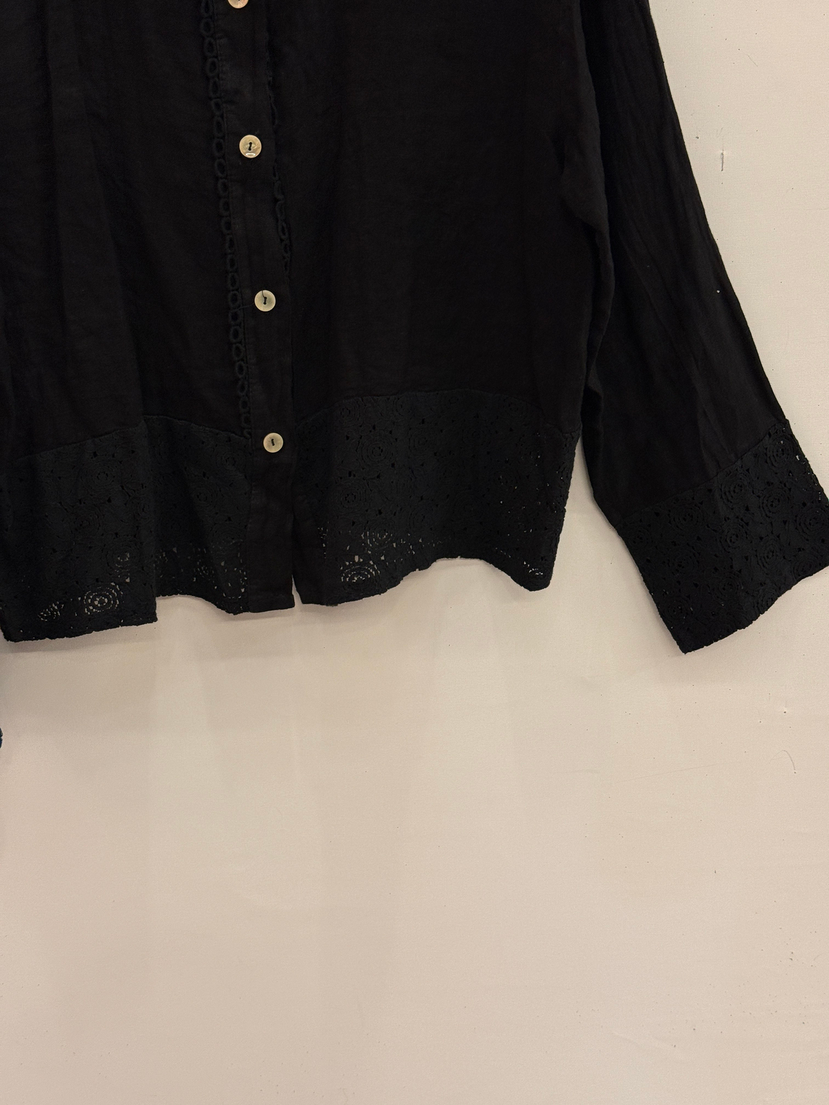 Siyah Kadın İtalyan Dantel Detaylı Oversize Keten Gömlek 38 - 44 Beden