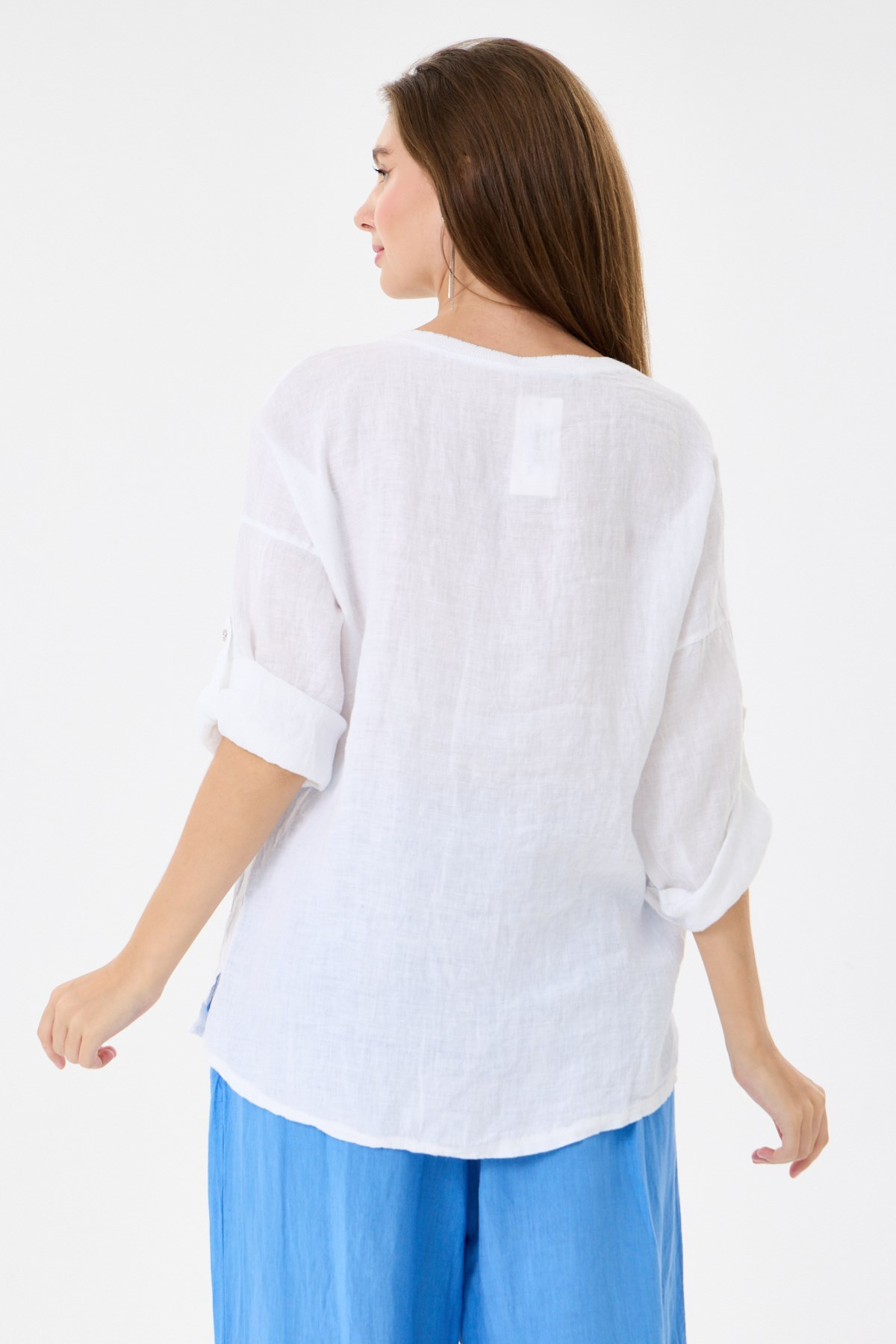 İtalyan %100 Keten Yıldız ve Çiçek Desen Yamalı Katlanır Kollu Oversize Keten Bluz 38 - 44 Beden - Beyaz