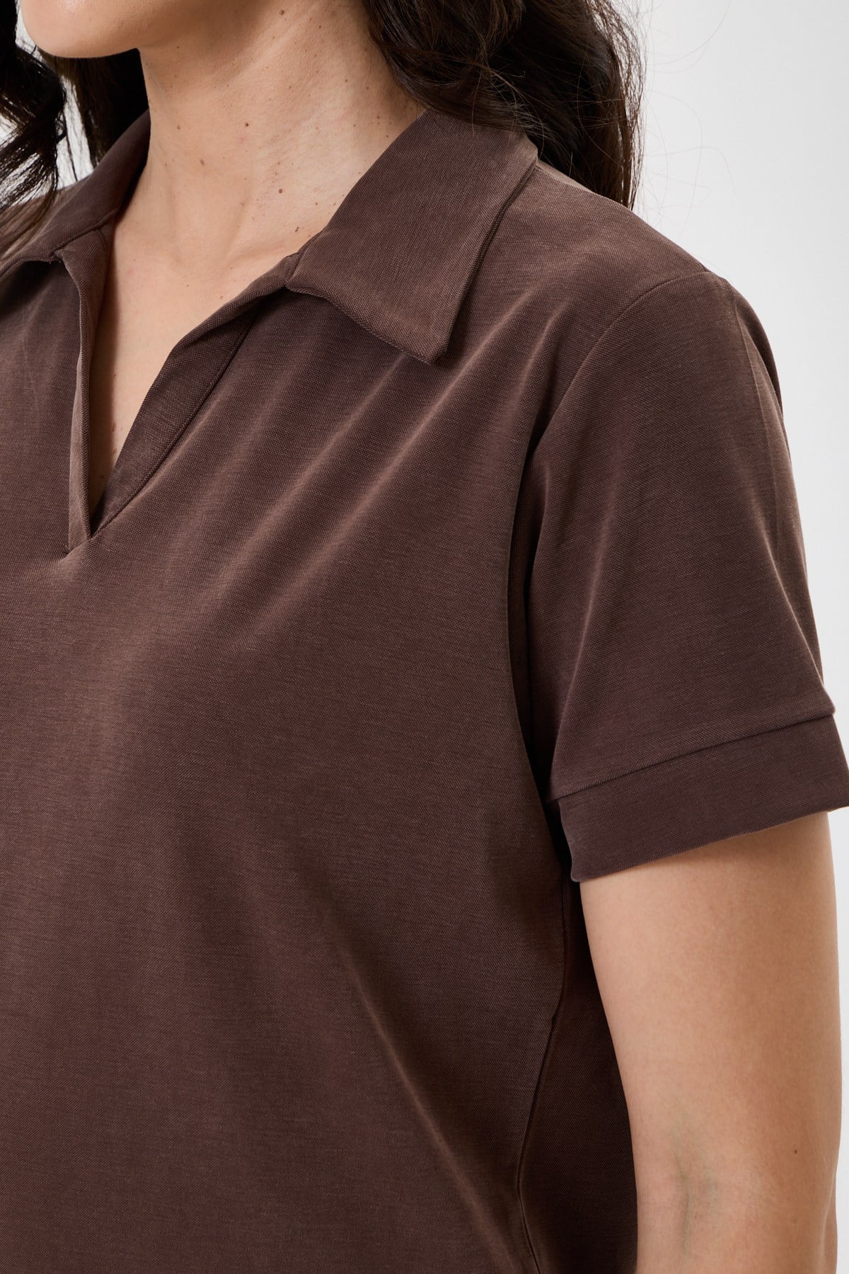 Kadın Regular Fit Polo Yaka Likralı Modal Tşört
