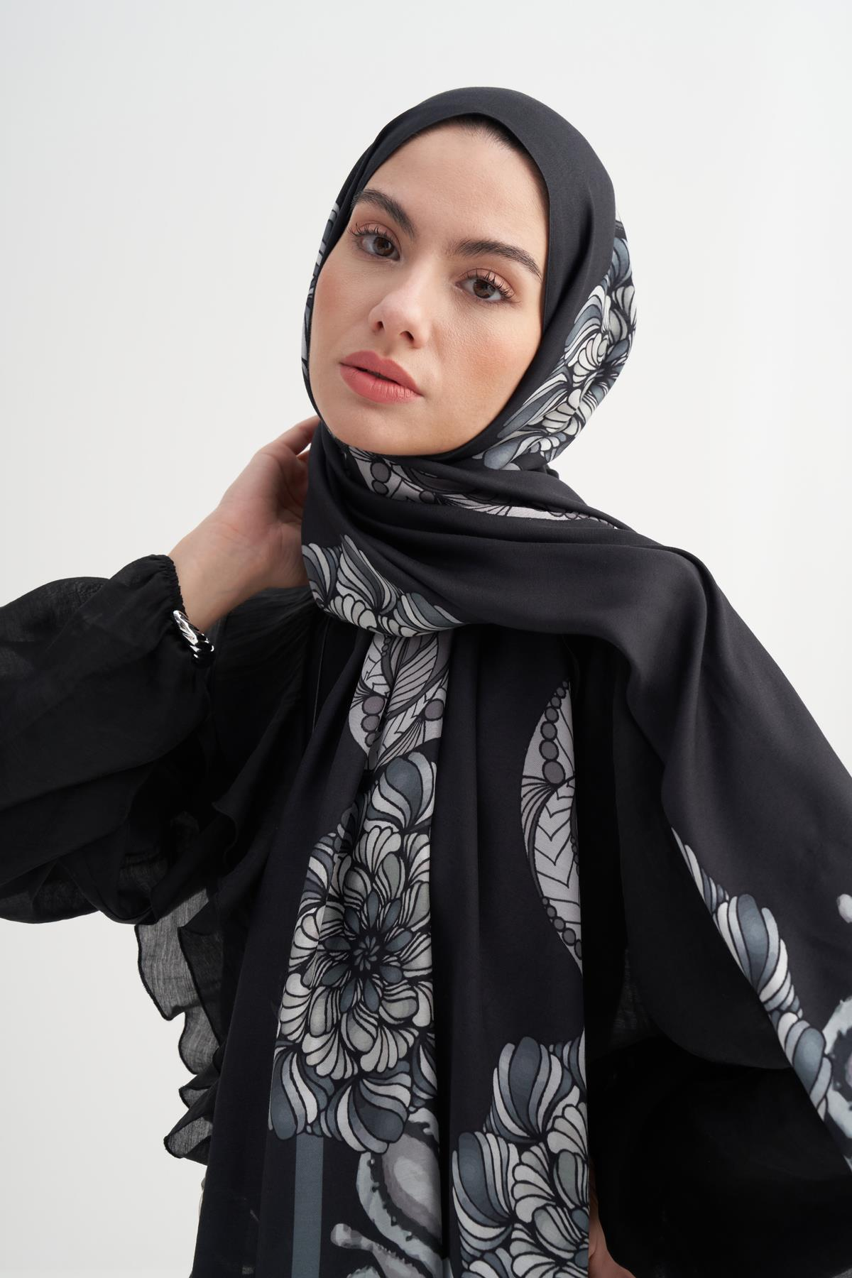 Lilya İncira Viskon Şal Siyah