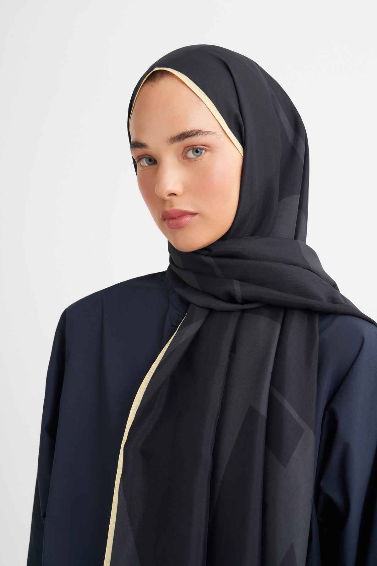 Elan Floş Şal Siyah