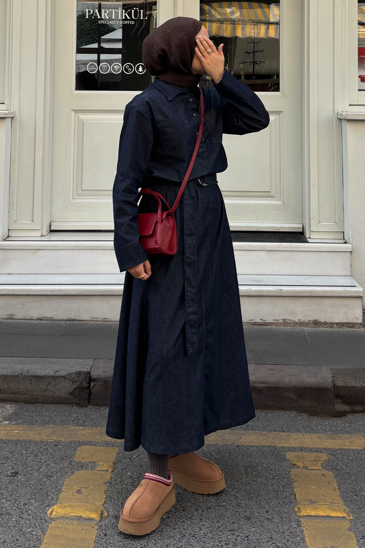 Zeynepin Tercihi Liz Uzun Denim Elbise Koyu Mavi