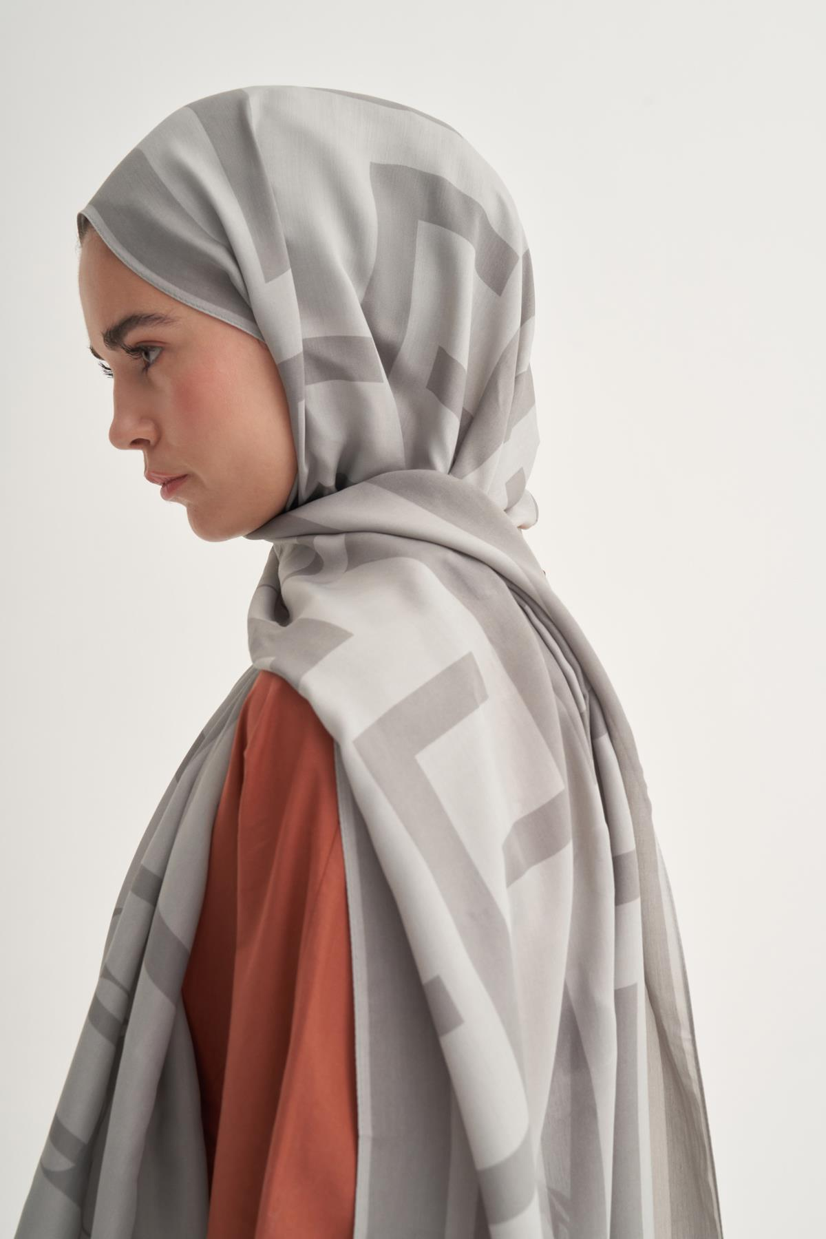 Glamour Monogram Floş Şal Gri