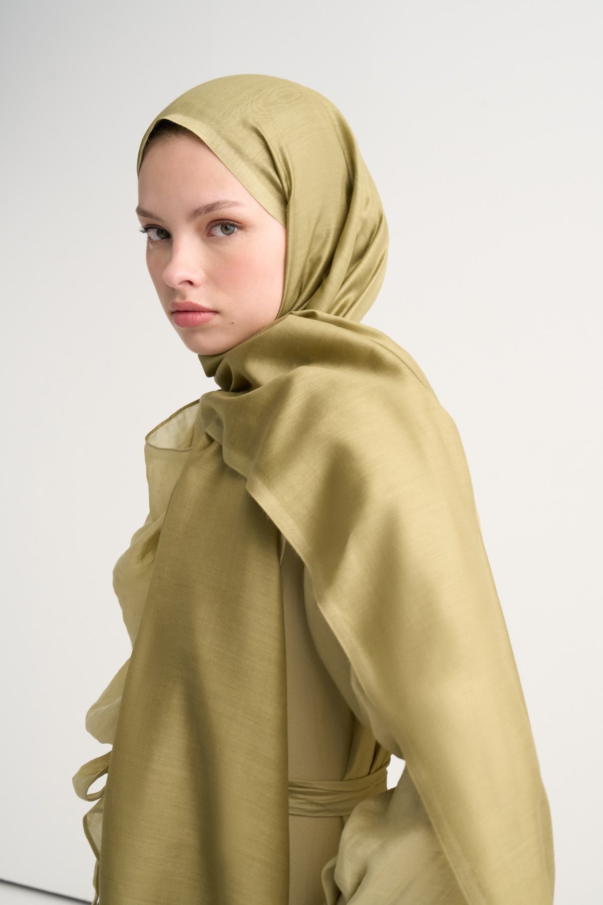 Soft Yeşil Düz İpek Şal