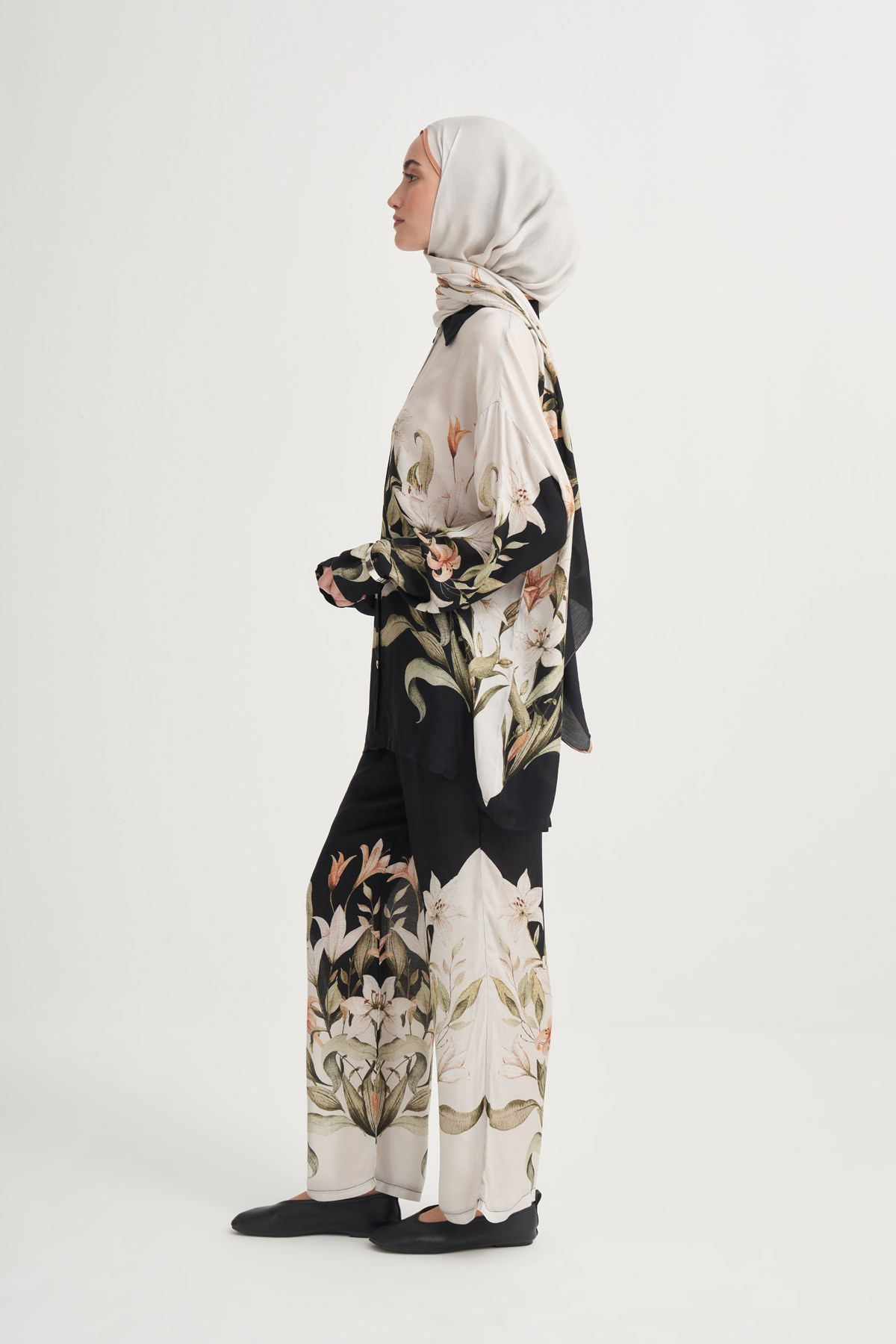 Eli Floral Pantolonlu Takım Siyah