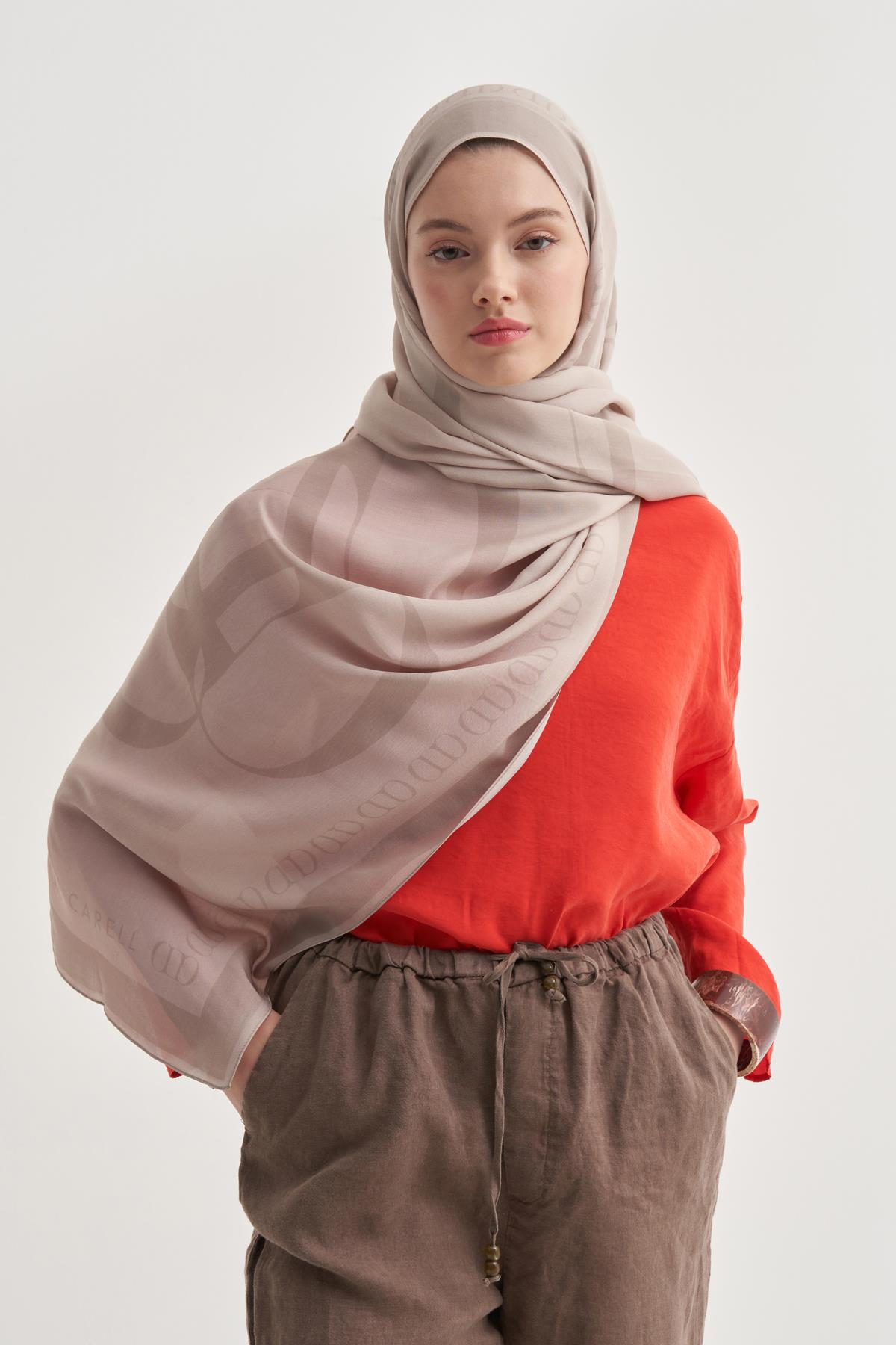 Aura Monogram Floş Şal Sütlü Kahve