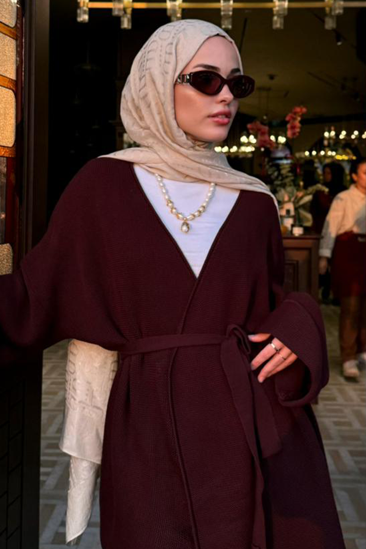 Kübra Koçun Tercihi Luxe Desen Liora Pamuk Şal Bej