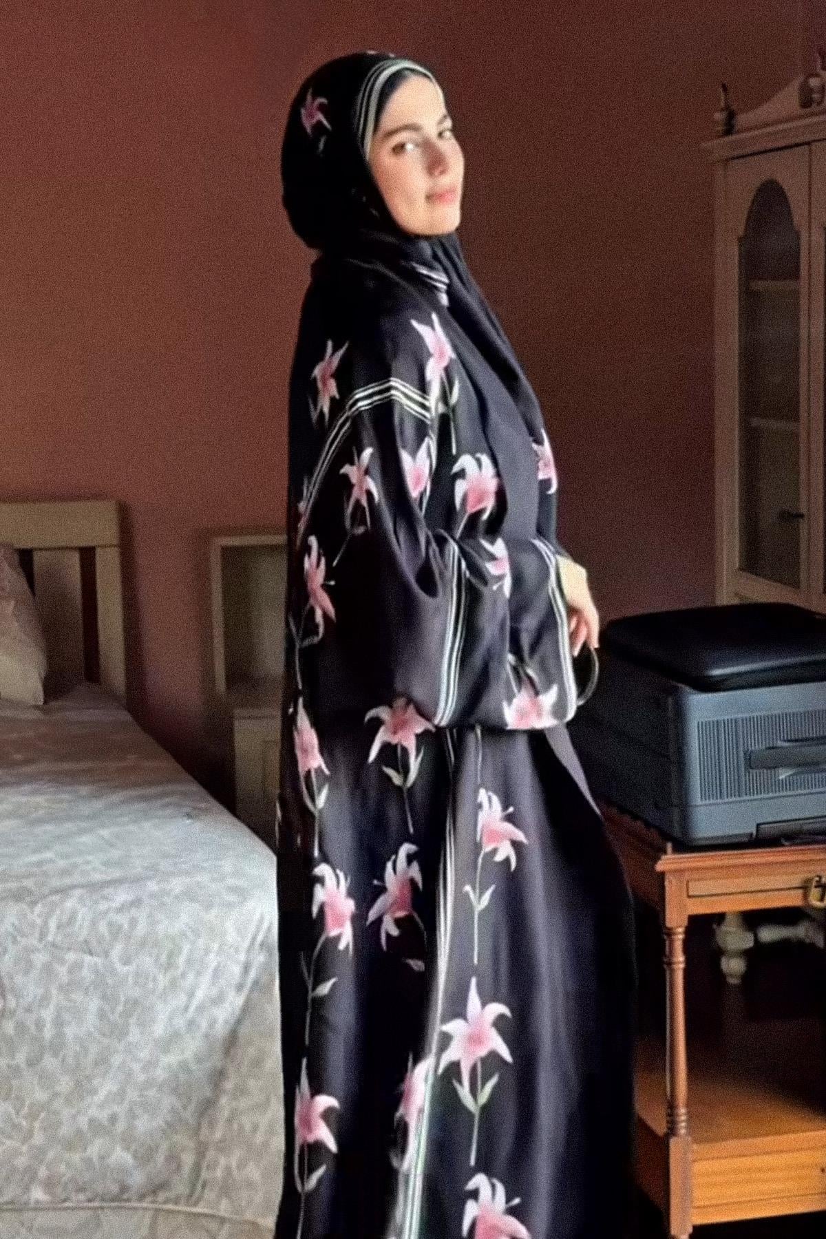 Ayenin Tercihi Blooming Floş Abaya Siyah