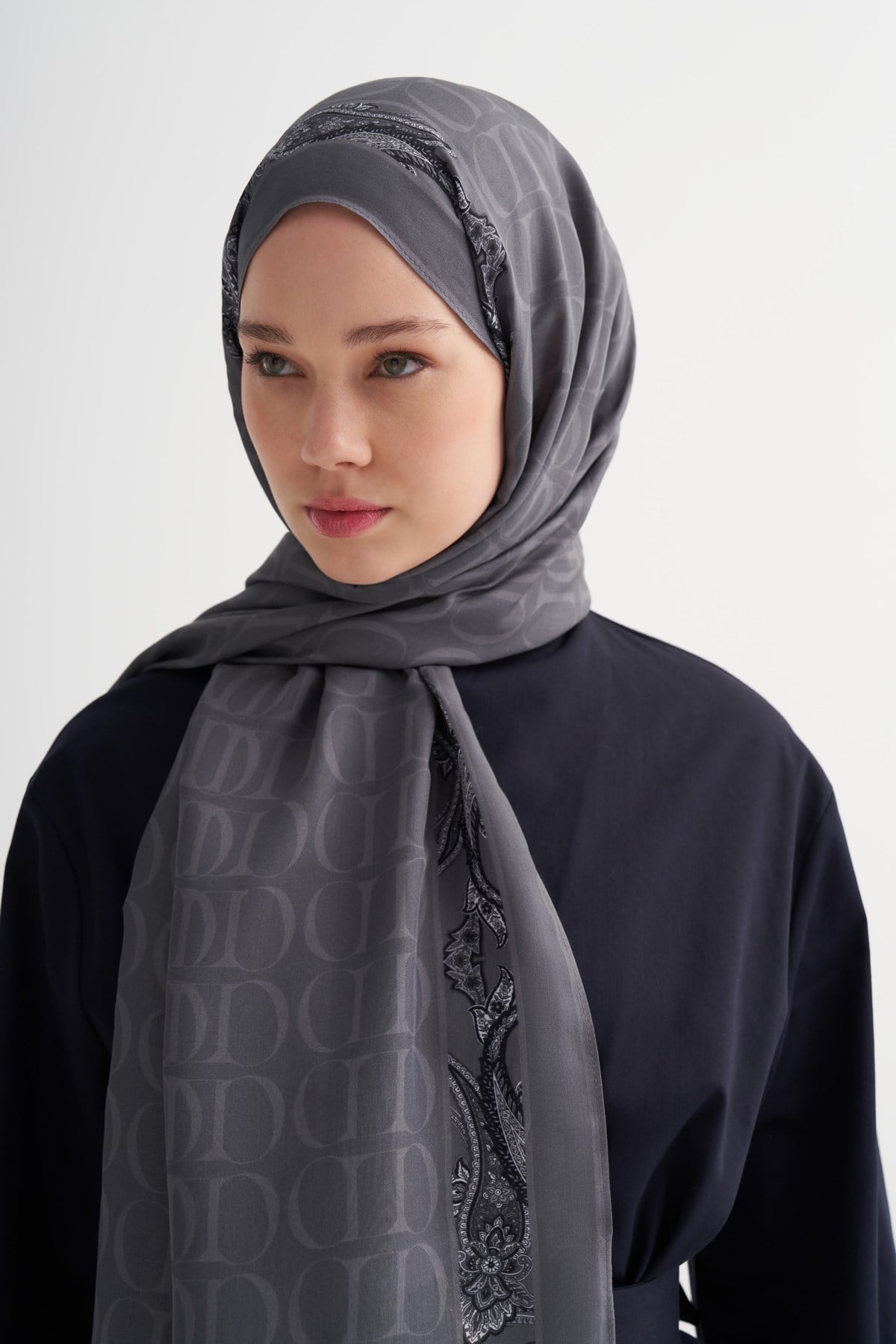 Sway Monogram Floş Şal Antrasit