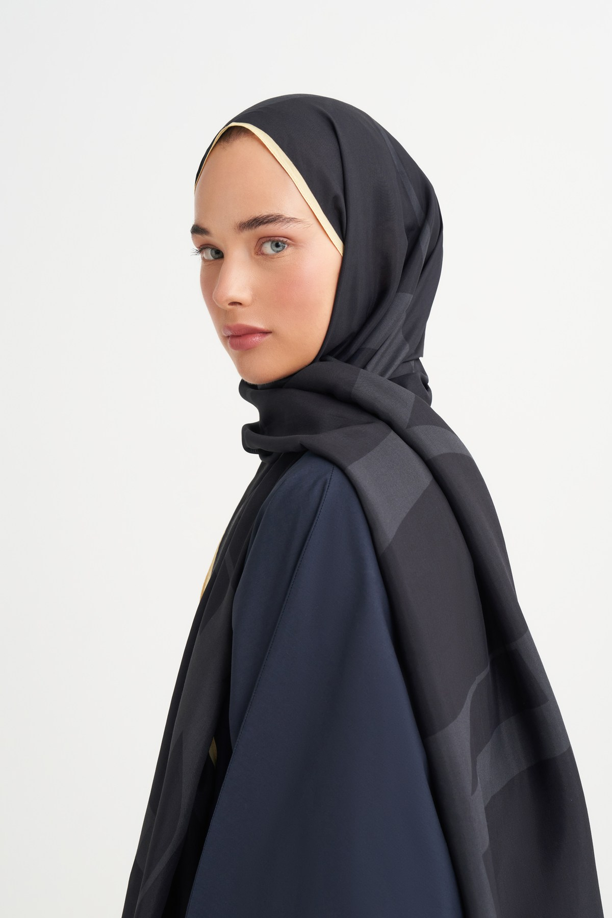 Elan Floş Şal Siyah