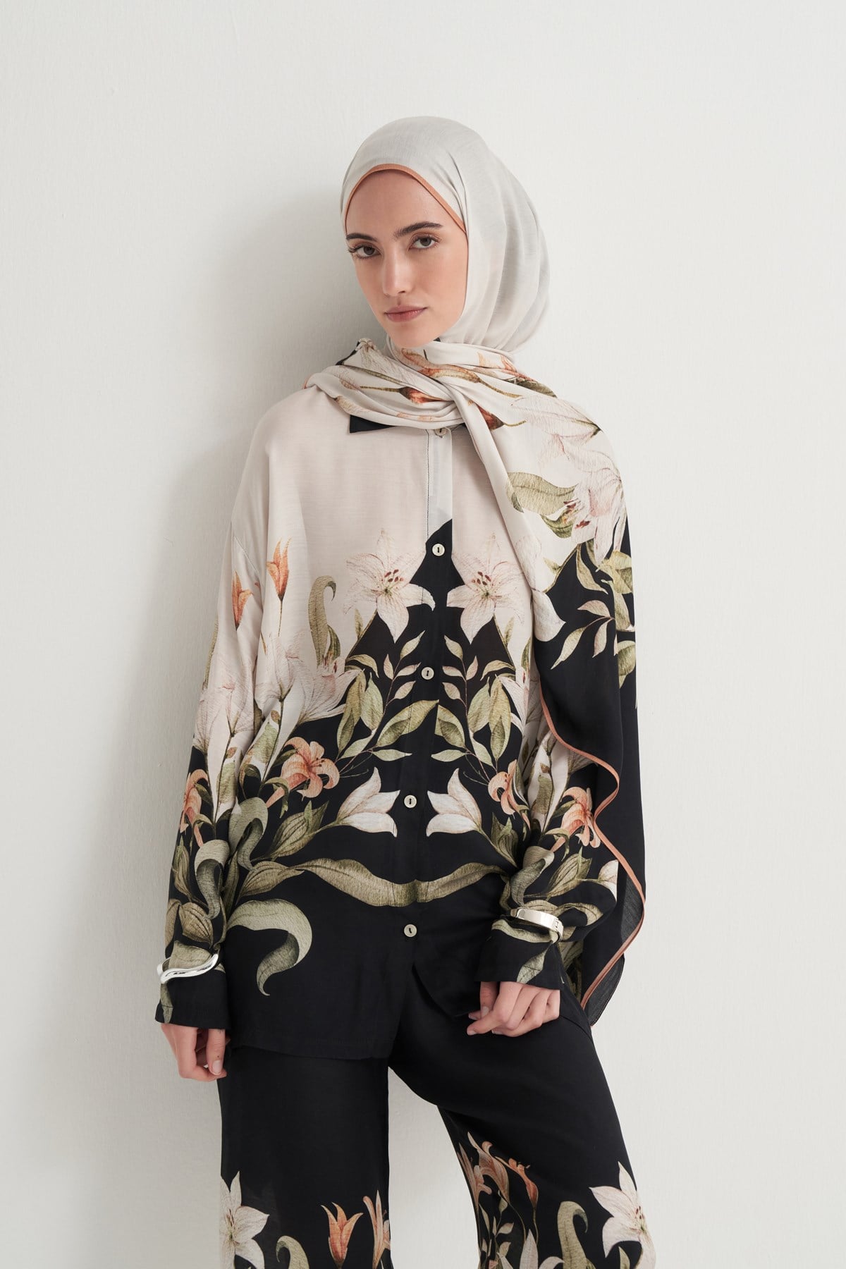 Eli Floral Pantolonlu Takım Siyah