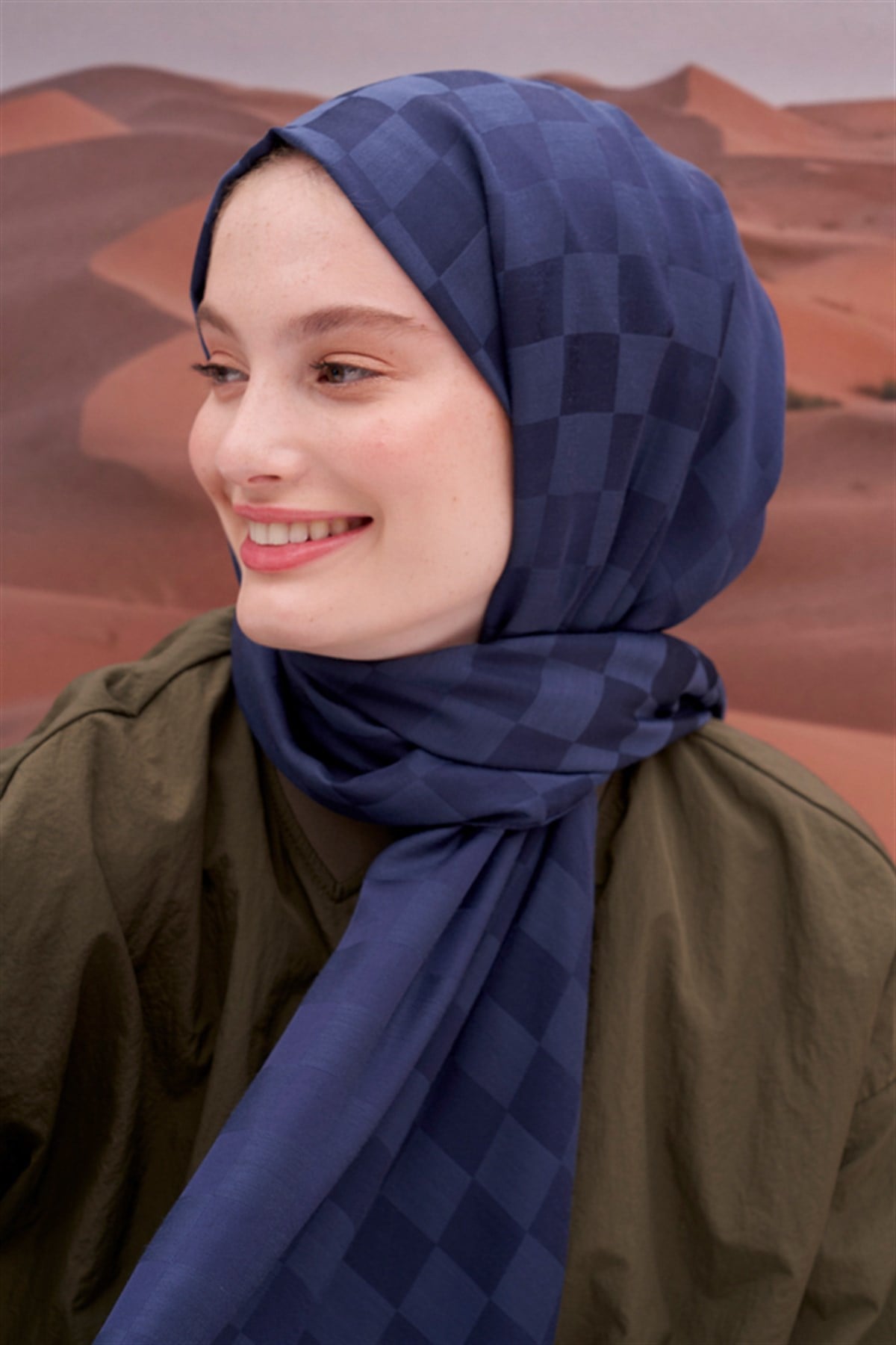 Dama Jakar İtalyan İpekli Şal Lacivert