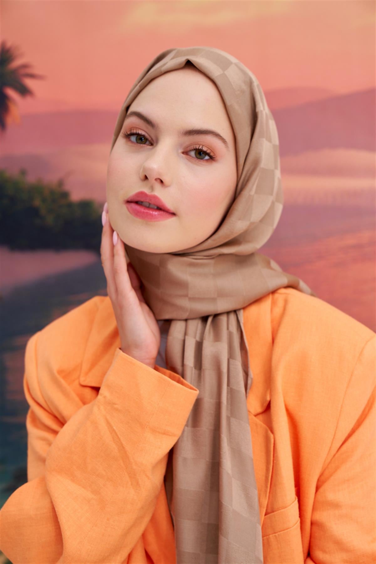 Dama Jakar İtalyan İpekli Şal Vizon
