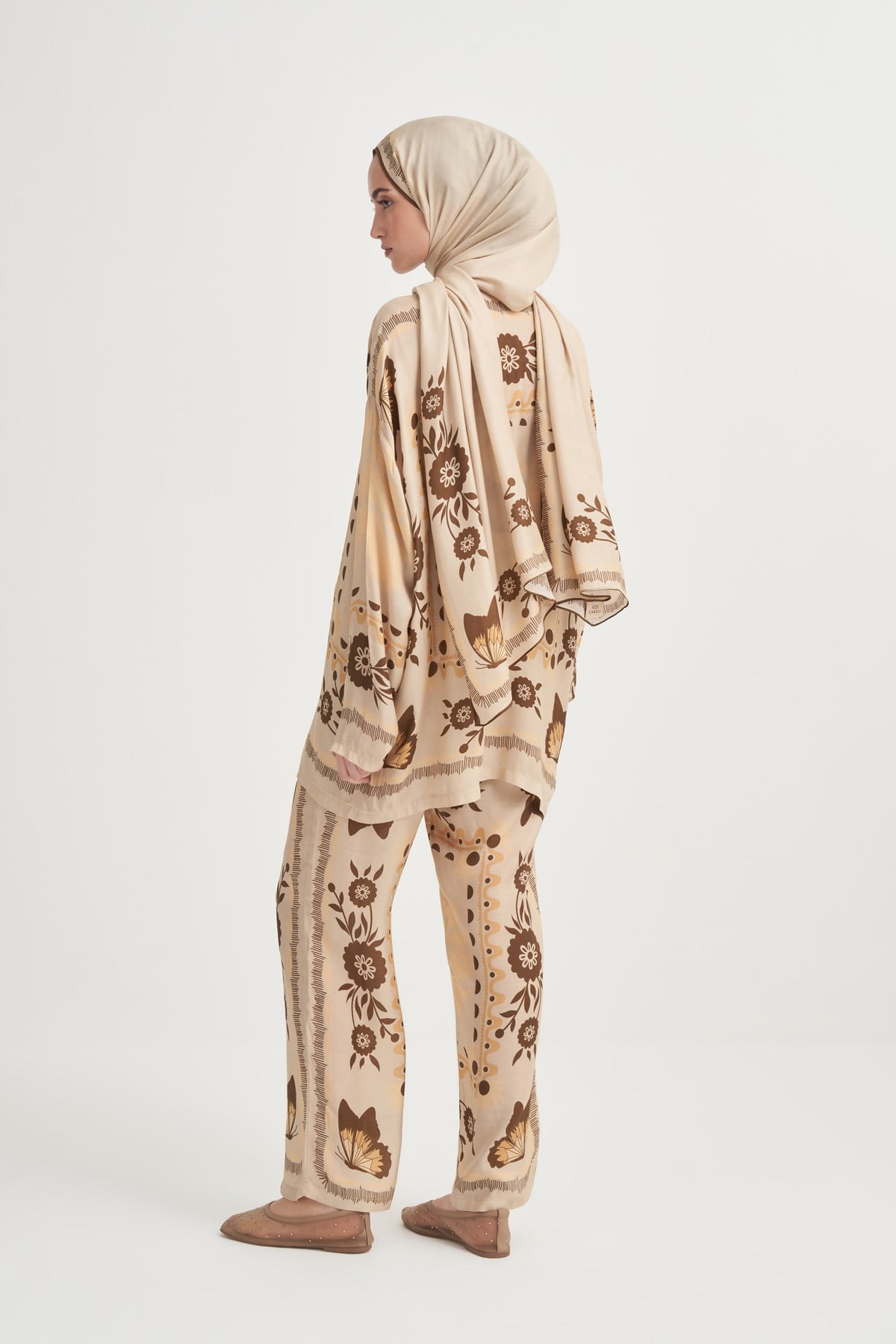 Velvet Pantolonlu Takım Sarı