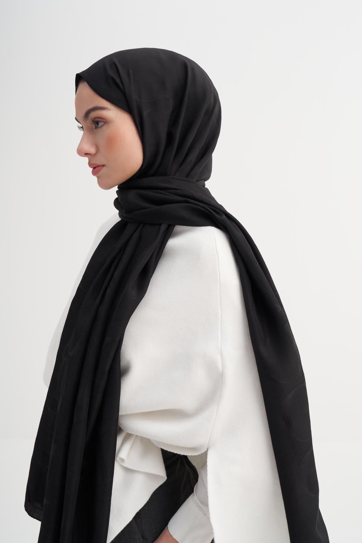 Monogram Desen Rina Floş Jakar Şal Siyah