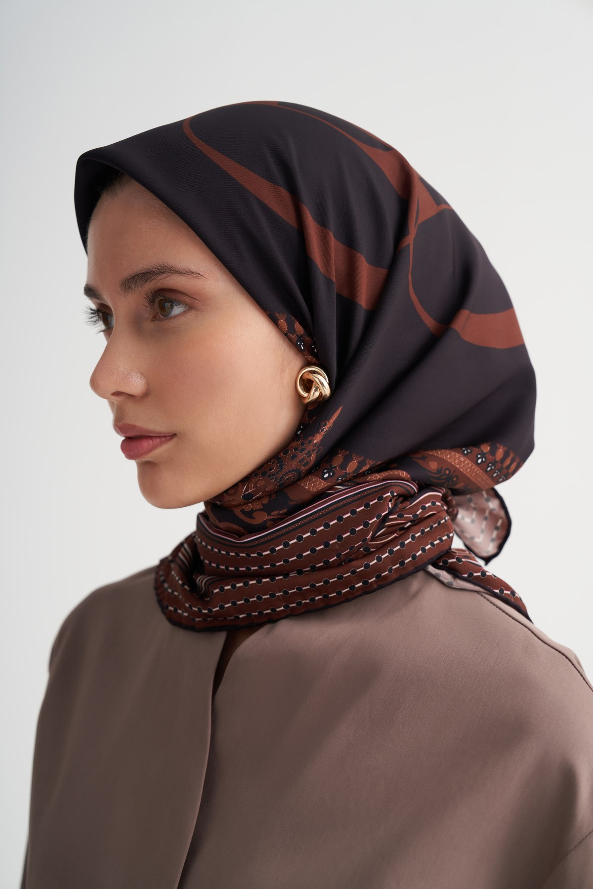 Legacy Kahverengi Twill Eşarp