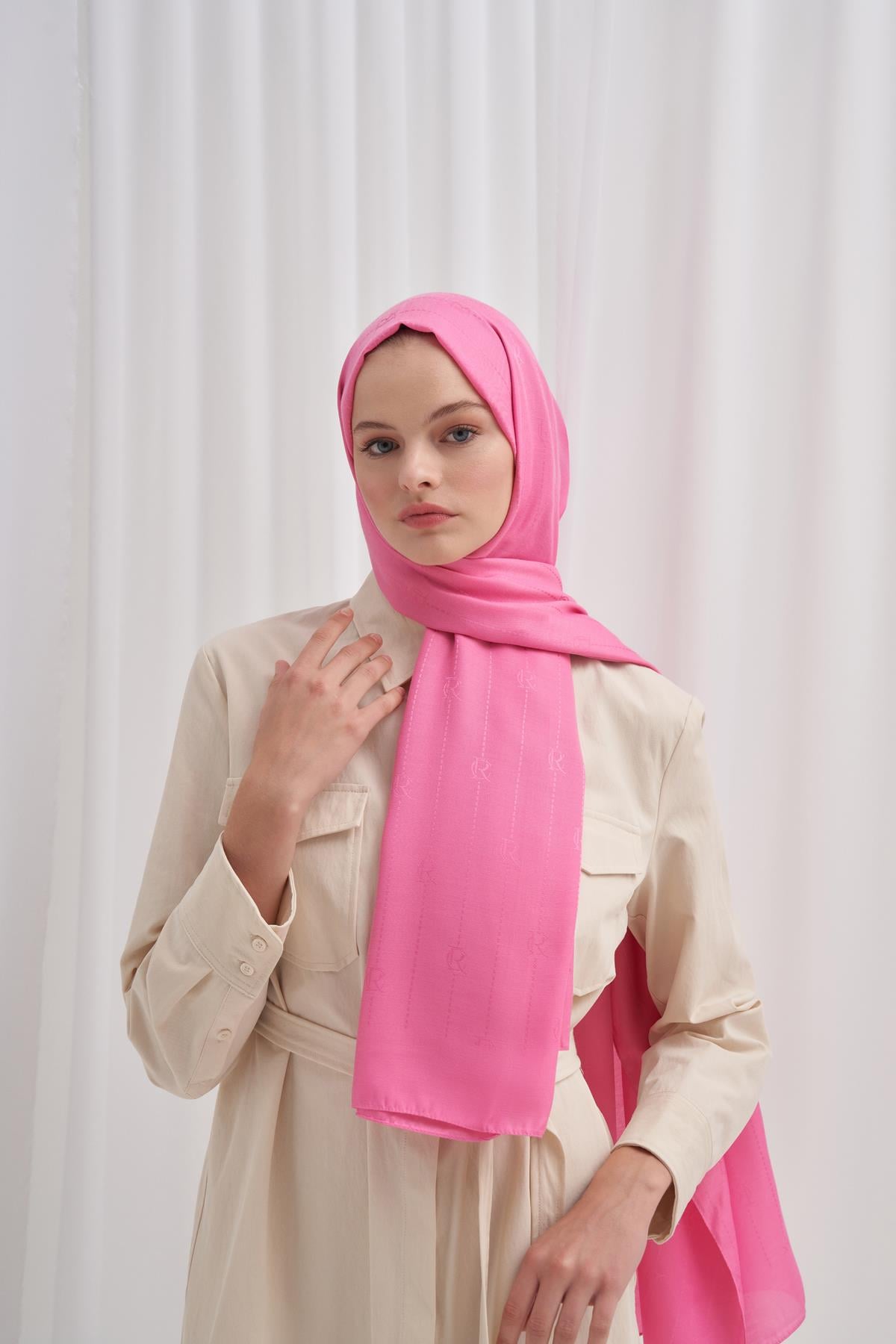 Monogram Jakar İtalyan İpekli Şal Koyu Pembe
