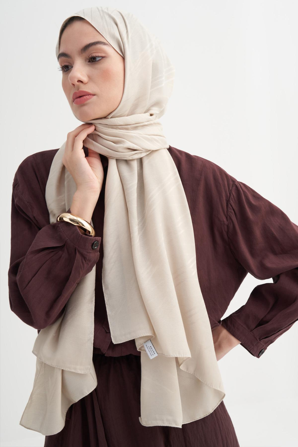 Simetrik Jakar  İtalyan İpekli Şal Camel