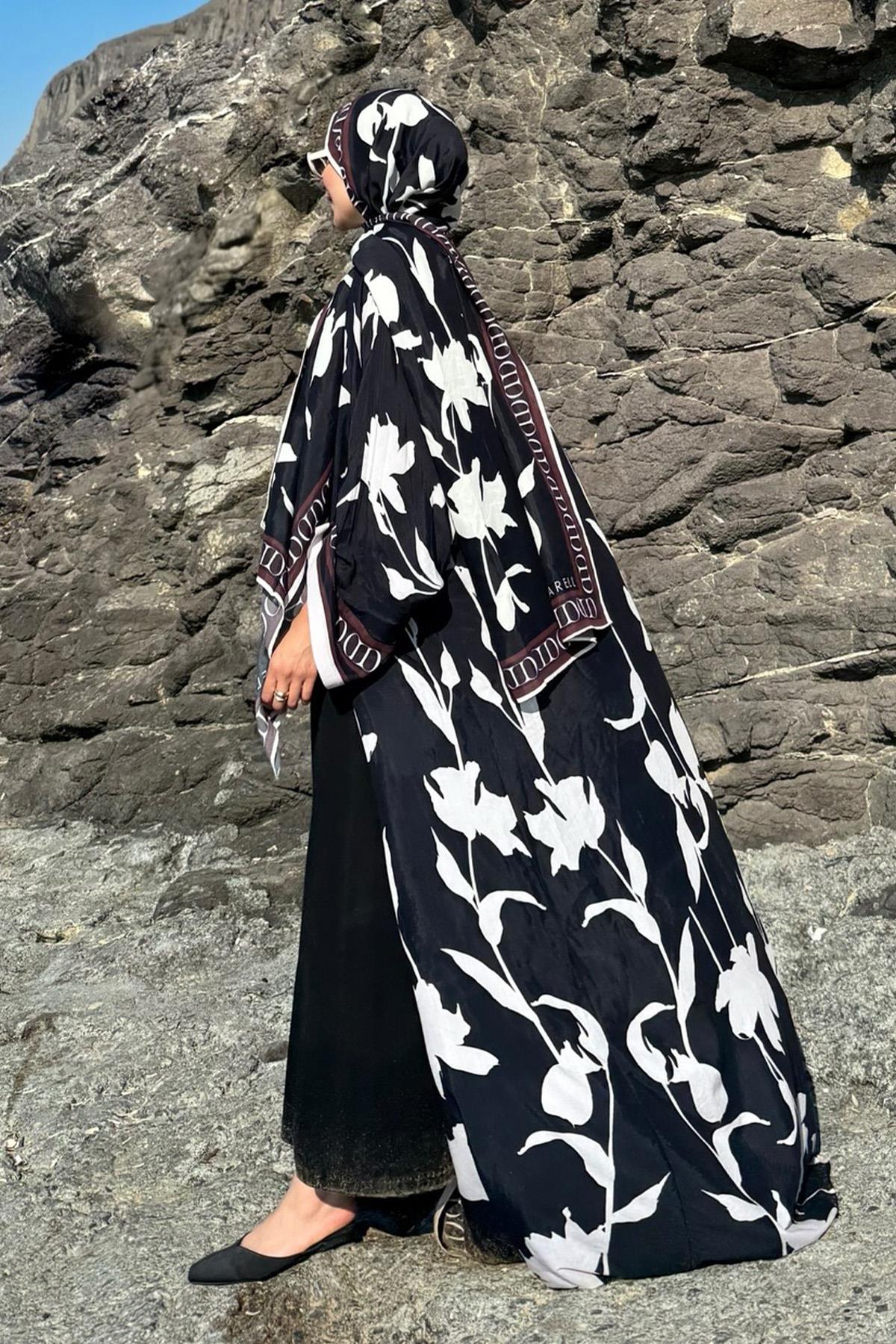 Sümeyra Yılmaz'ın Tercihi Azelina Siyah Floş Abaya