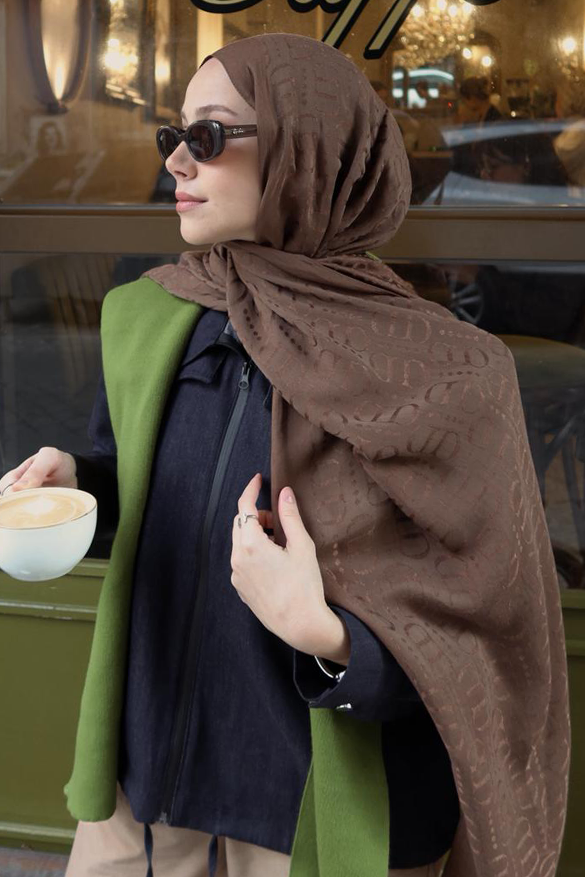 Feyza Hakyemez'in Tercihi Luxe Desen Liora Pamuk Şal Mocha