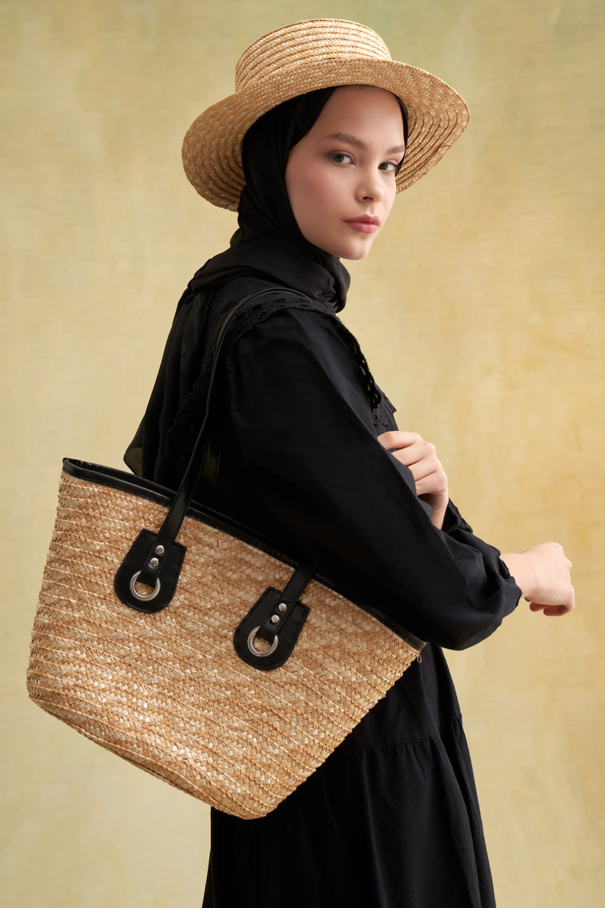 Örgü Detaylı Hasır Omuz Çantası