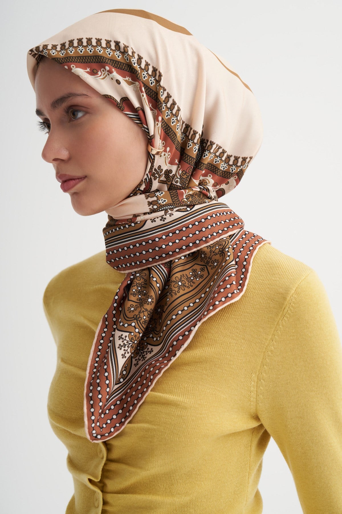 Legacy Krem Twill Eşarp