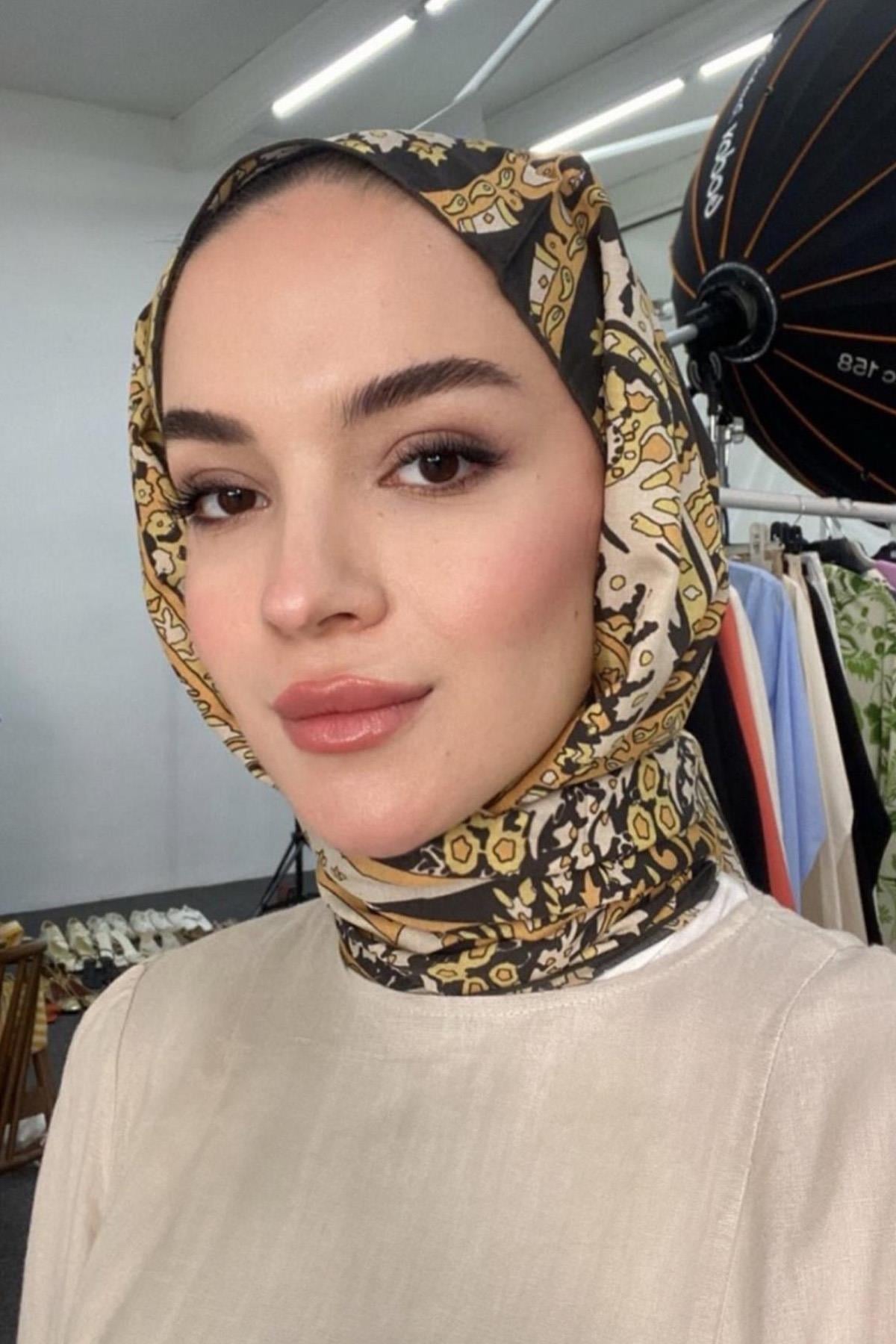 Dilek Kara'nın Tercihi Desert Kahve Comfy İpek Şal