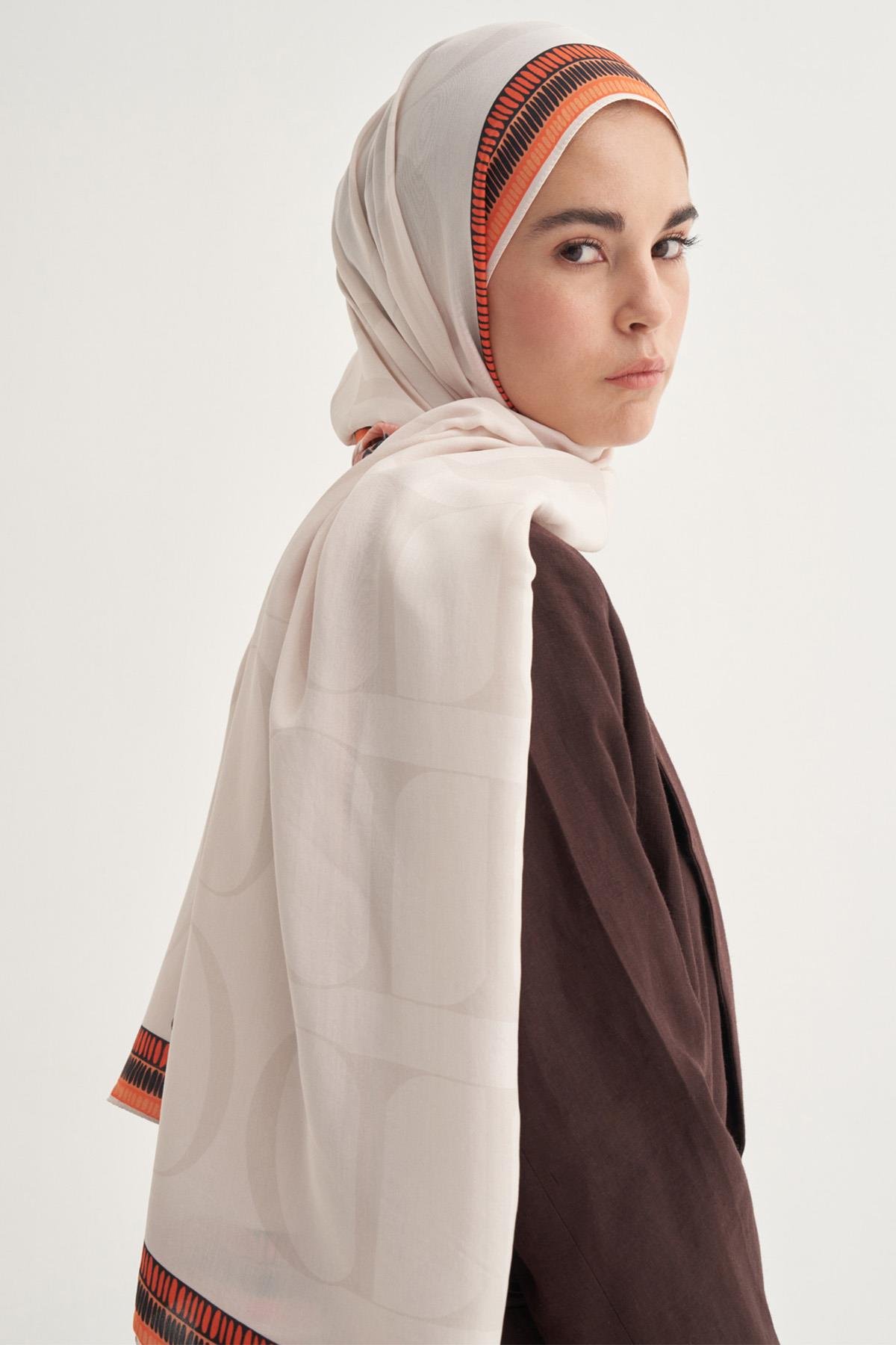 Side Monogram Floş Şal Krem