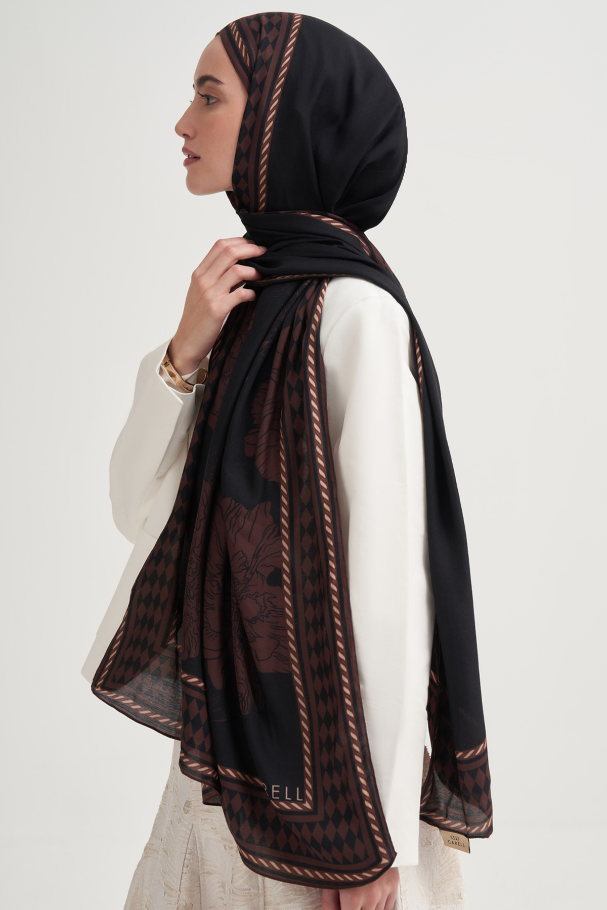 Fiora İncira Viskon Şal Siyah