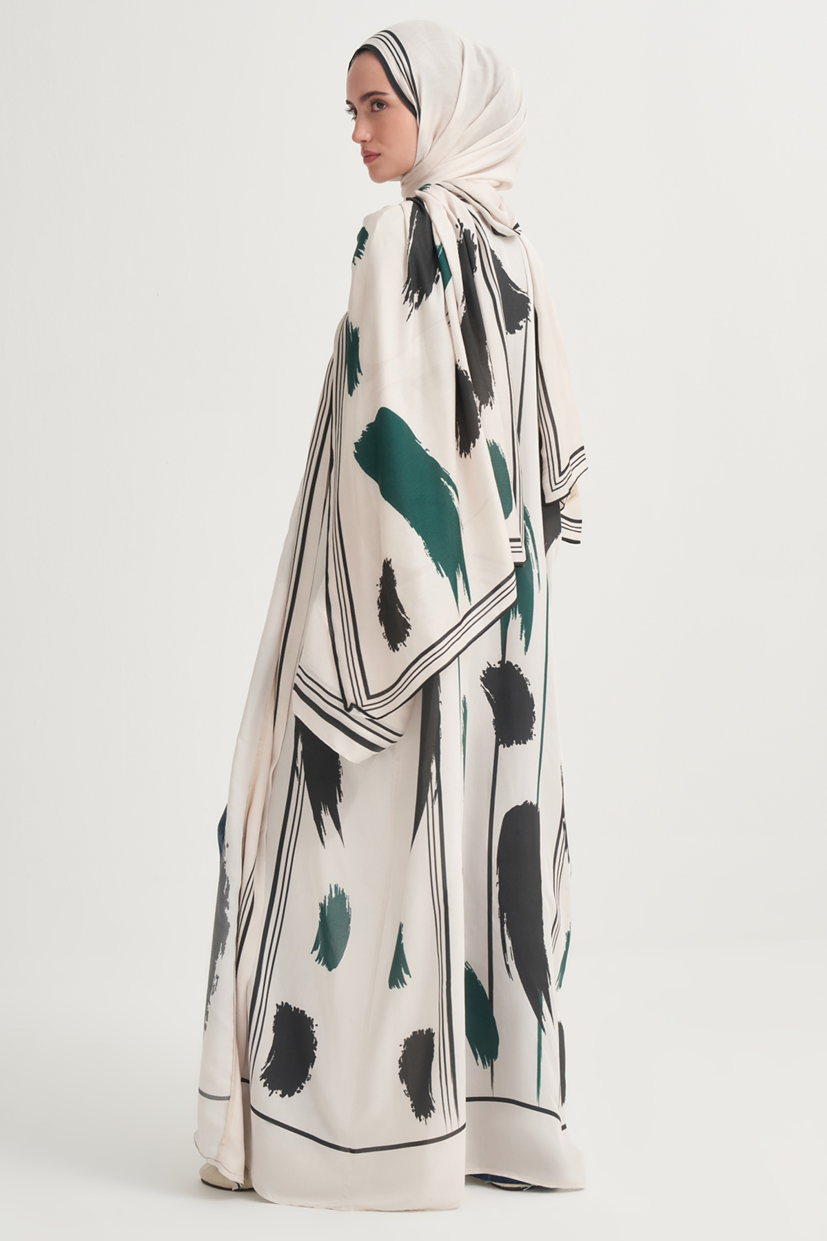 Emera Floş Abaya Krem