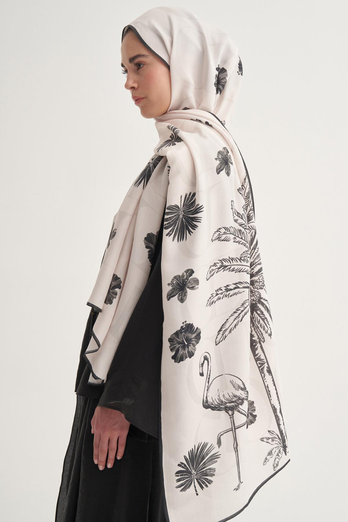 Noir Çiçekli Monogram Floş Şal Krem