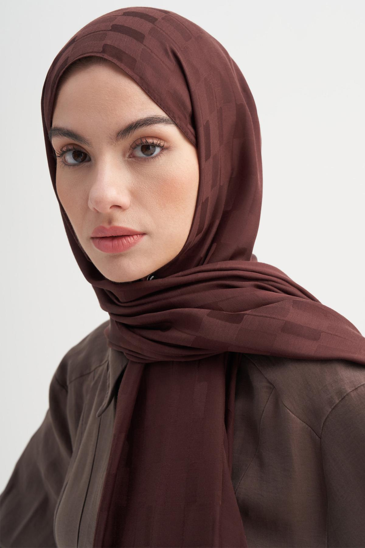 Küpçizgi Jakar İtalyan İpekli Şal Soft Kahve