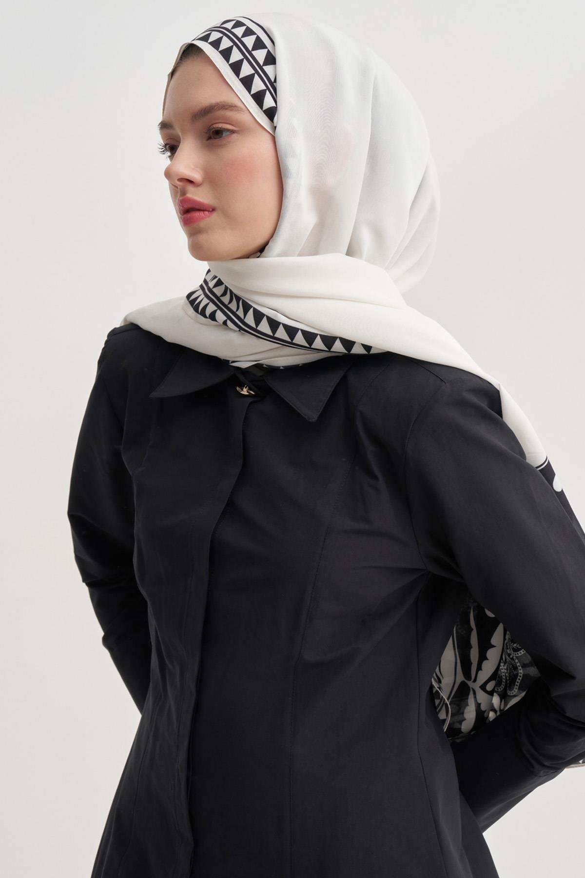 Atlas Ekru Monogram Floş Şal