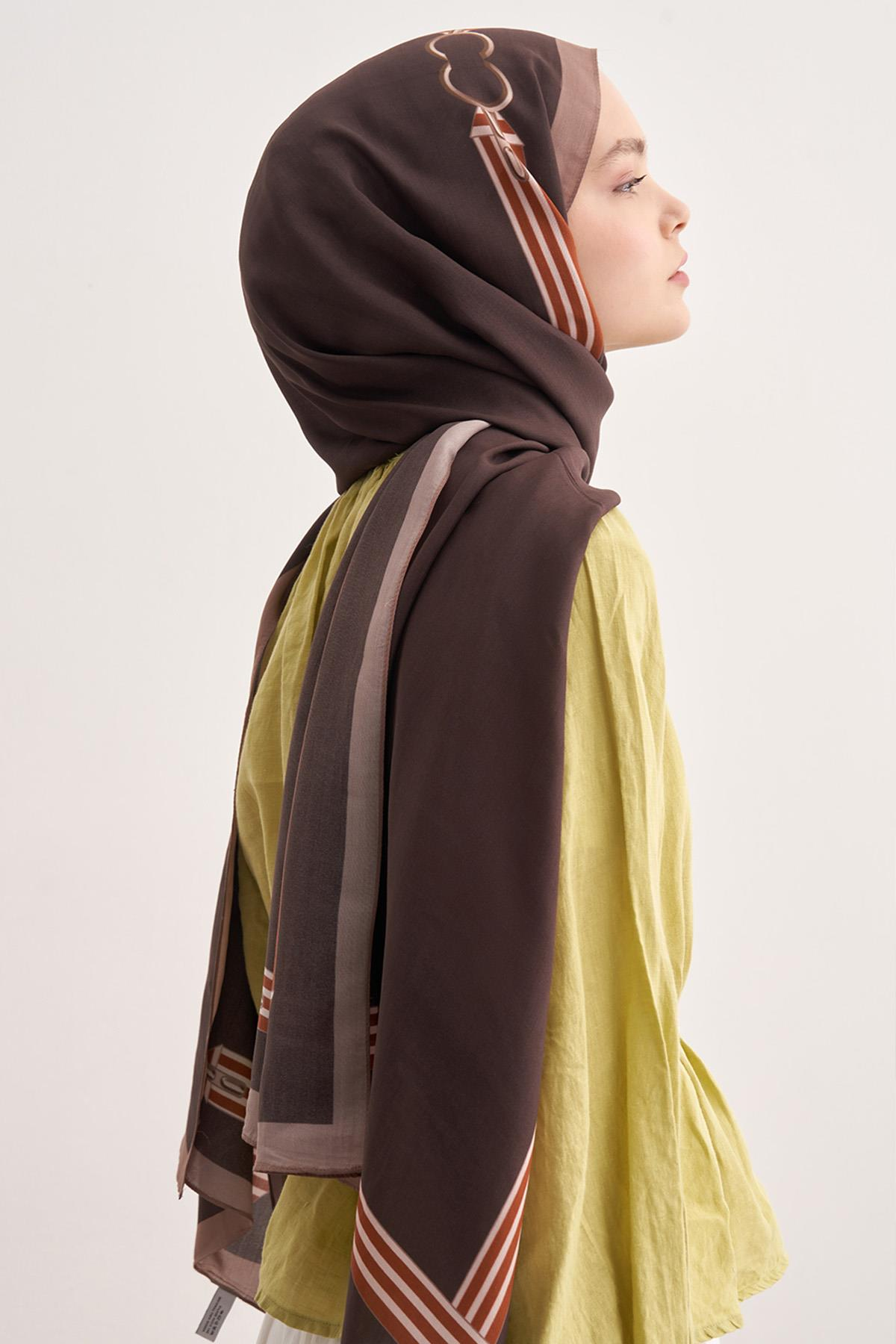 Mono Kahve Monogram Floş Şal