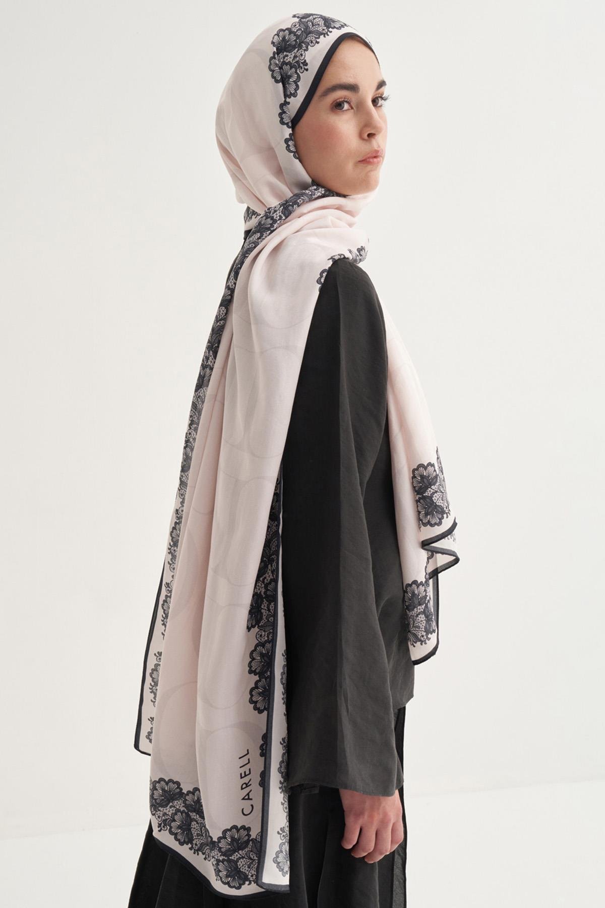 Floral Monogram Floş Şal Krem