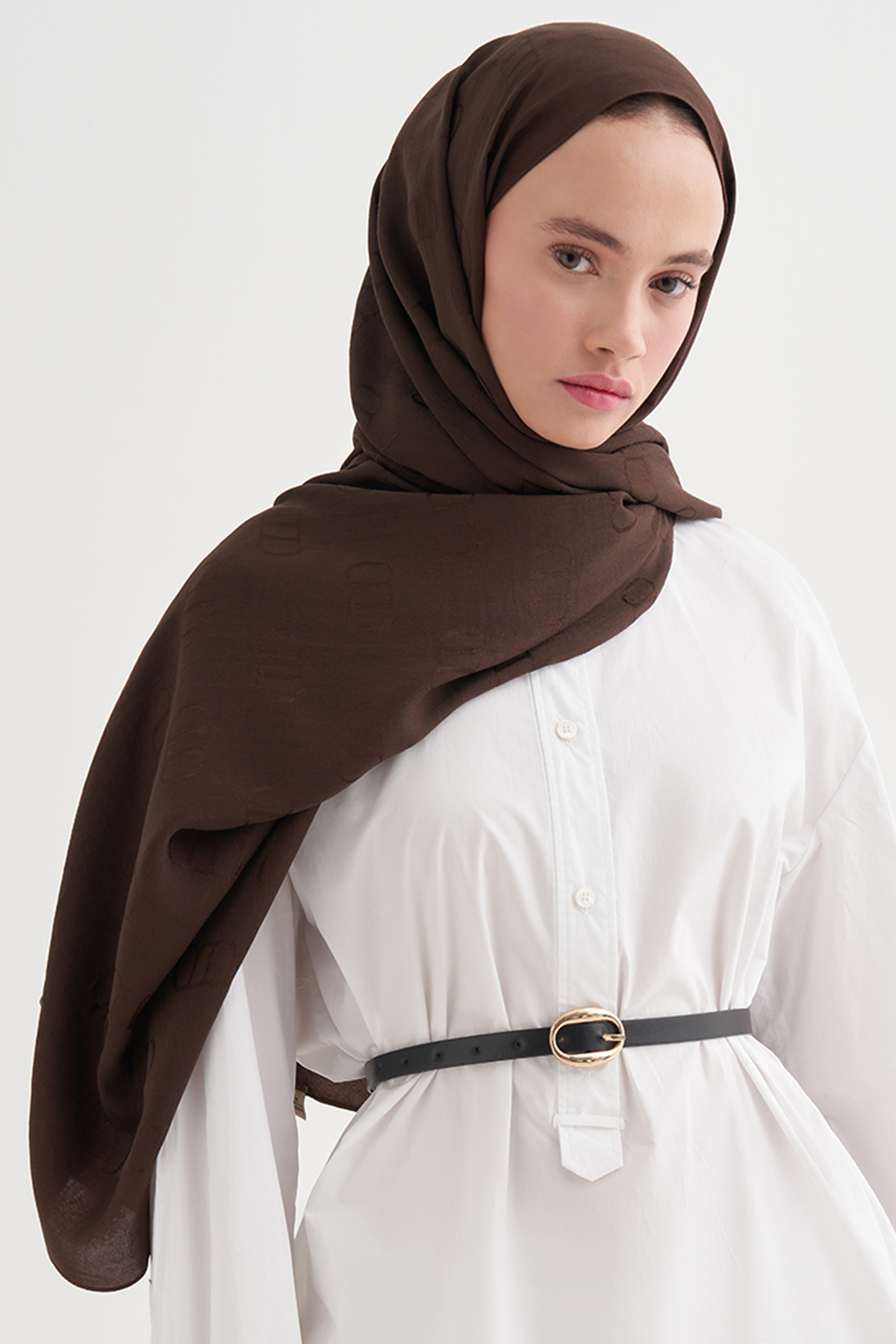 Monogram Desen Liora Pamuk Şal Acı Kahve