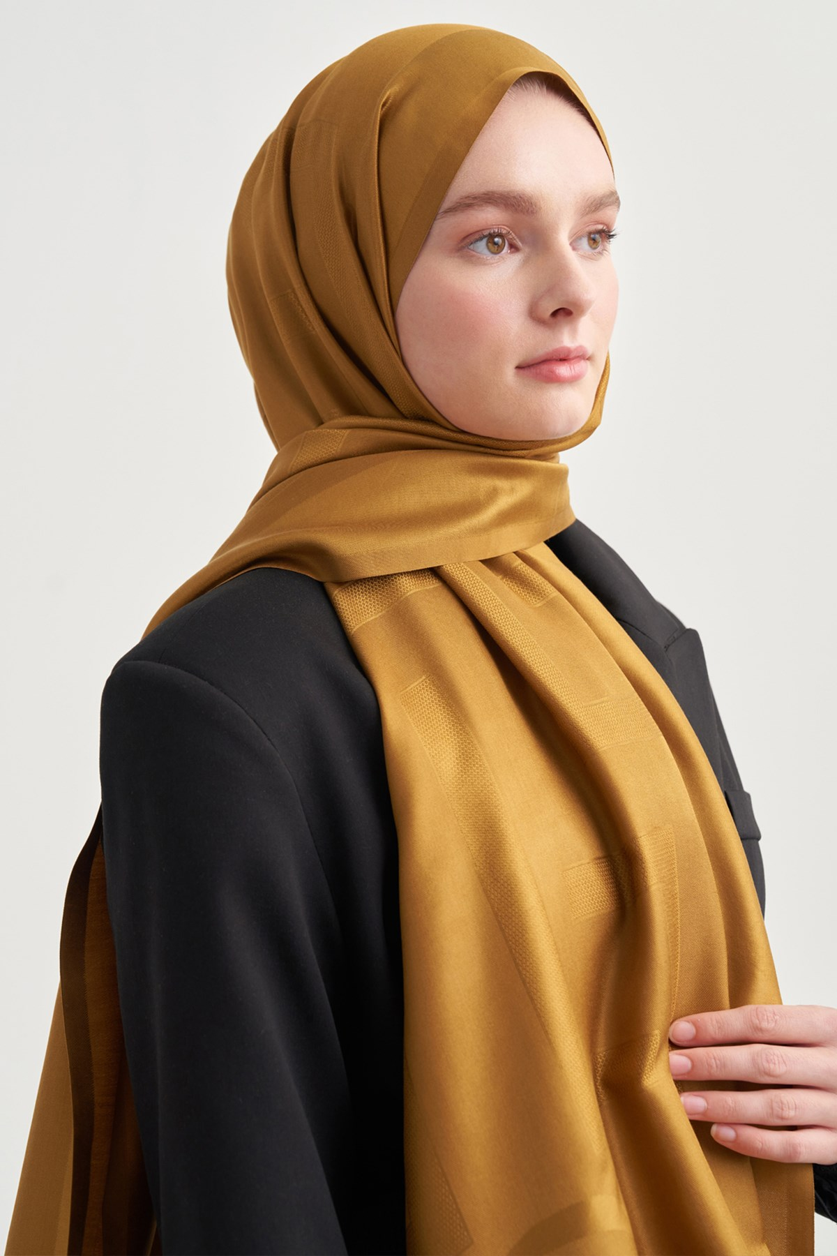 Elira Jakarlı İpek Şal Hardal