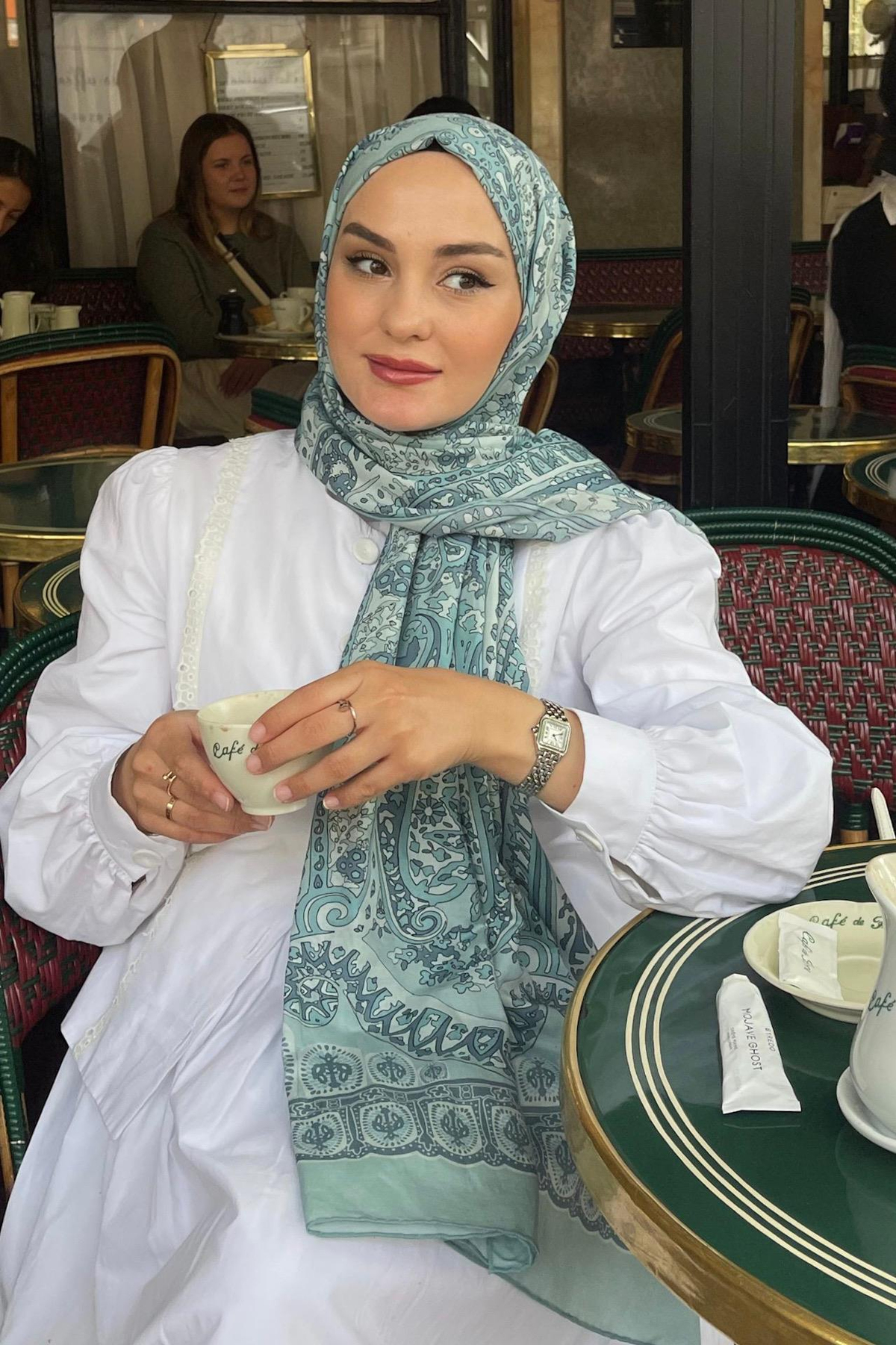 Aleyna'nın Tercihi Hues Mavi Comfy İpek Şal