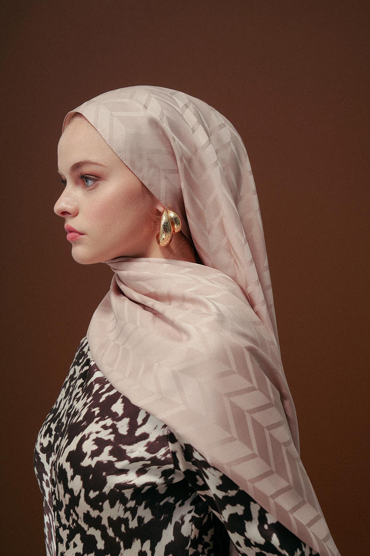 Baklava Desen Pamuk İpek Şal Krem