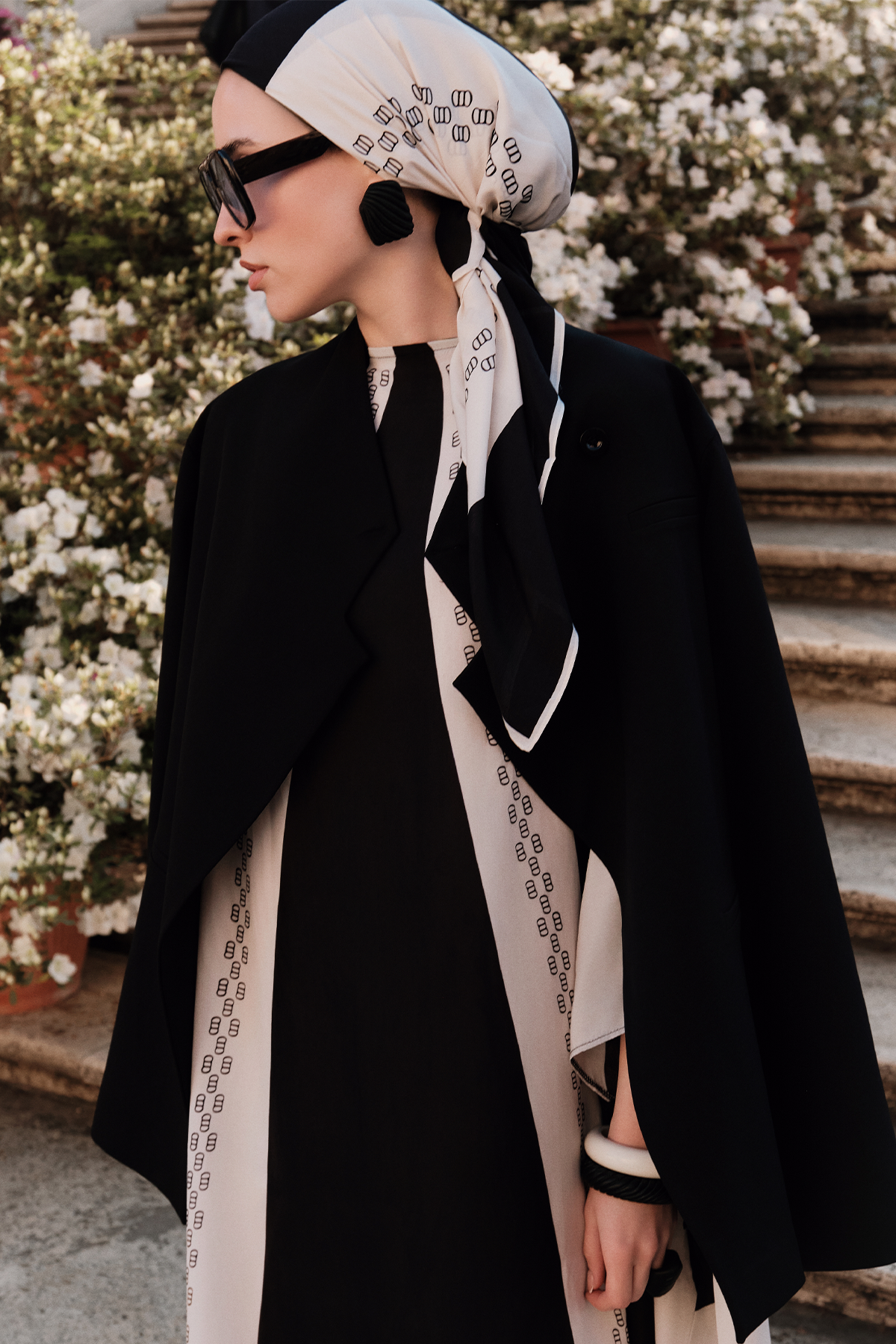 Monochrome Floş Şal Siyah
