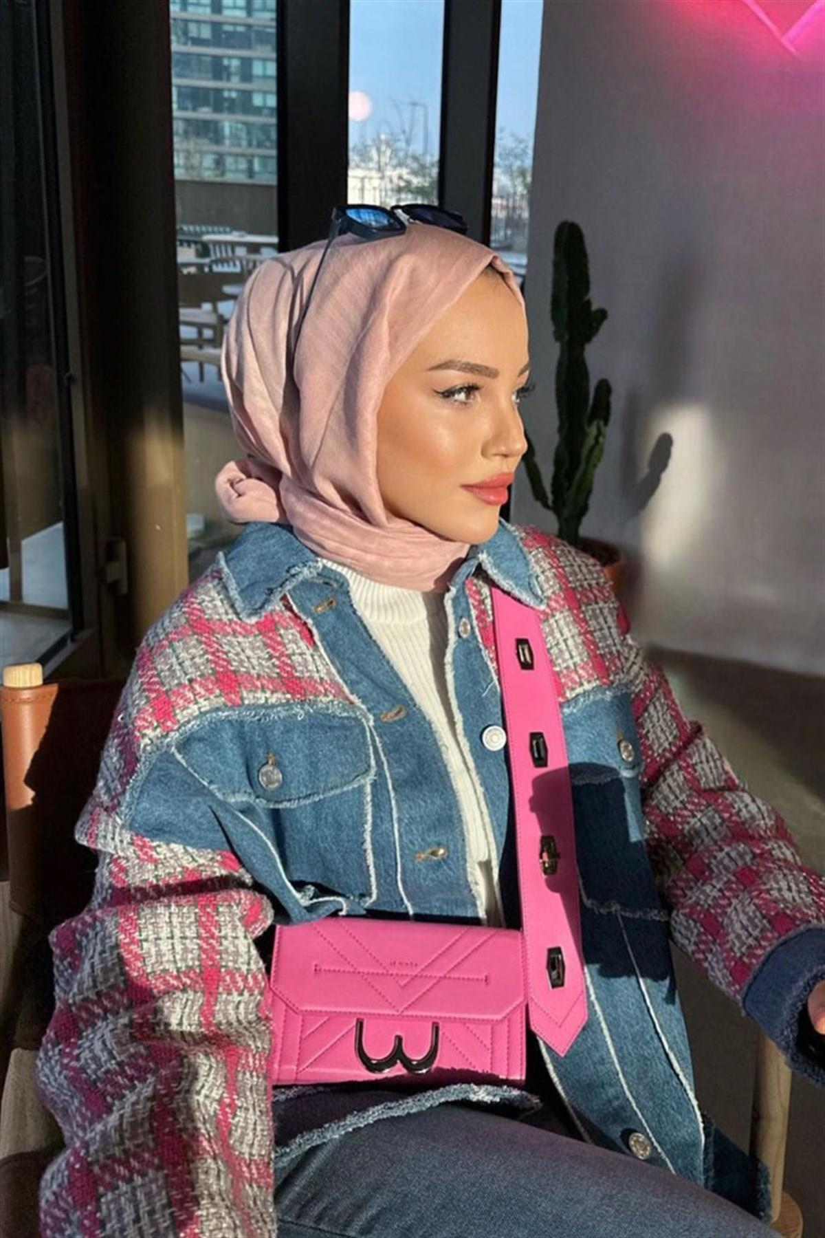 Betül Duman'ın Tercihi Fasone Modal Jakar Şal Pudra