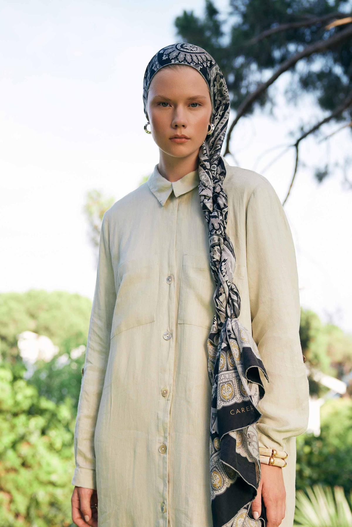 Bohemian Siyah Comfy İpek Şal