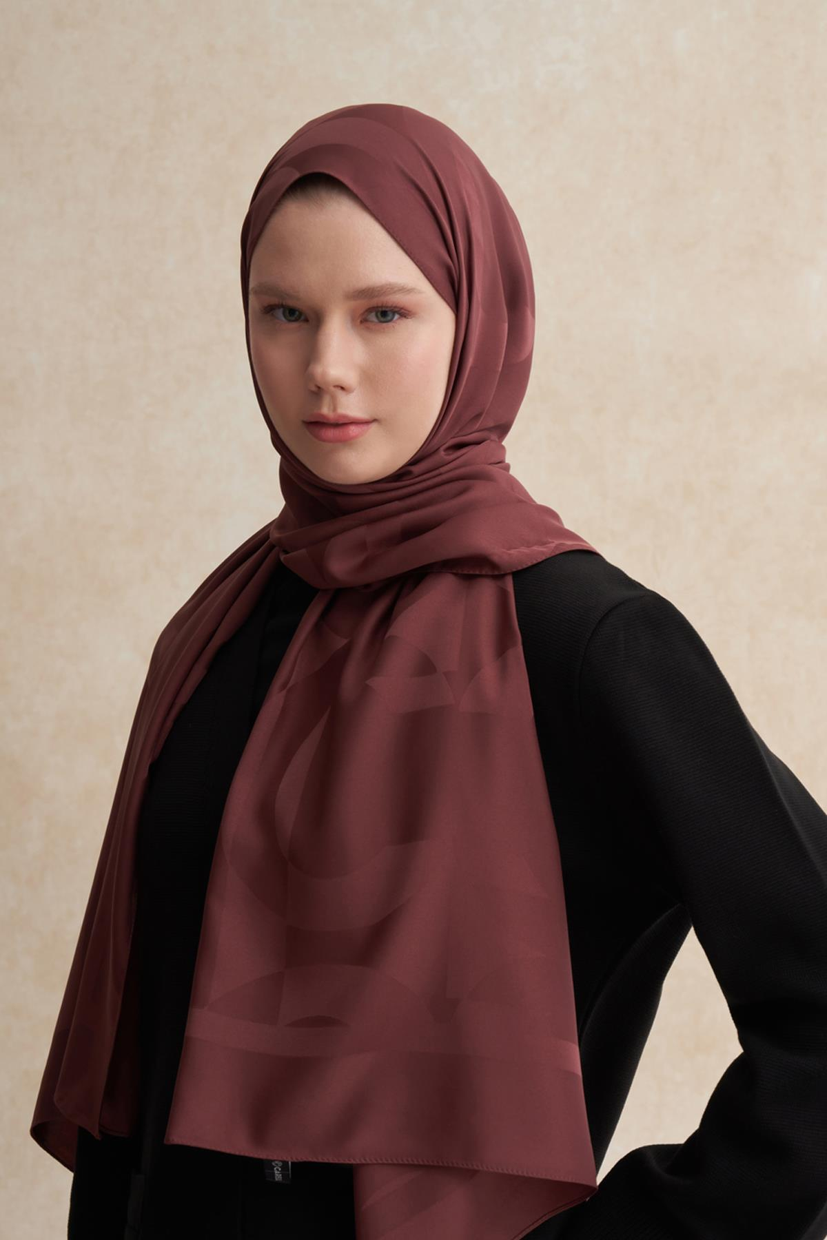 C Desen Monogram Pamuk İpek Şal Kızıl Kahve