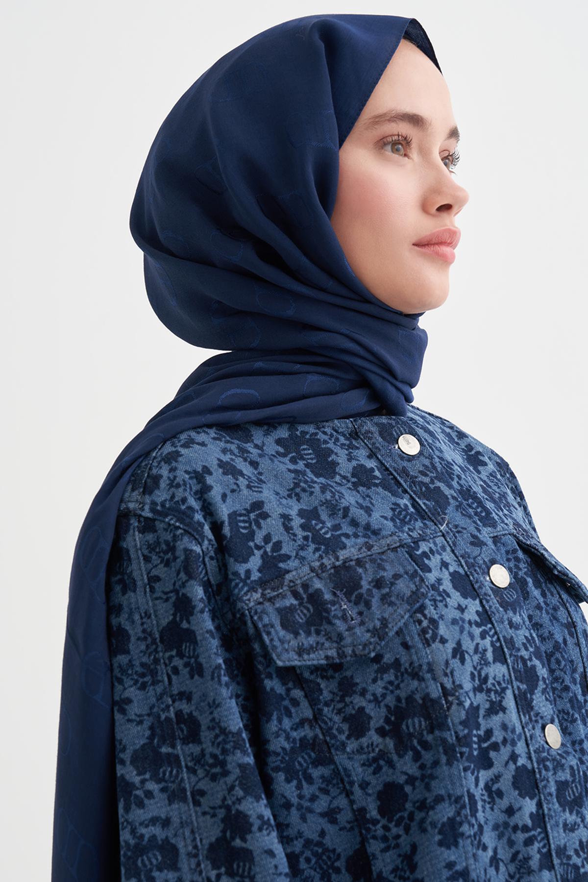 Monogram Desen Liora Pamuk Şal Lacivert