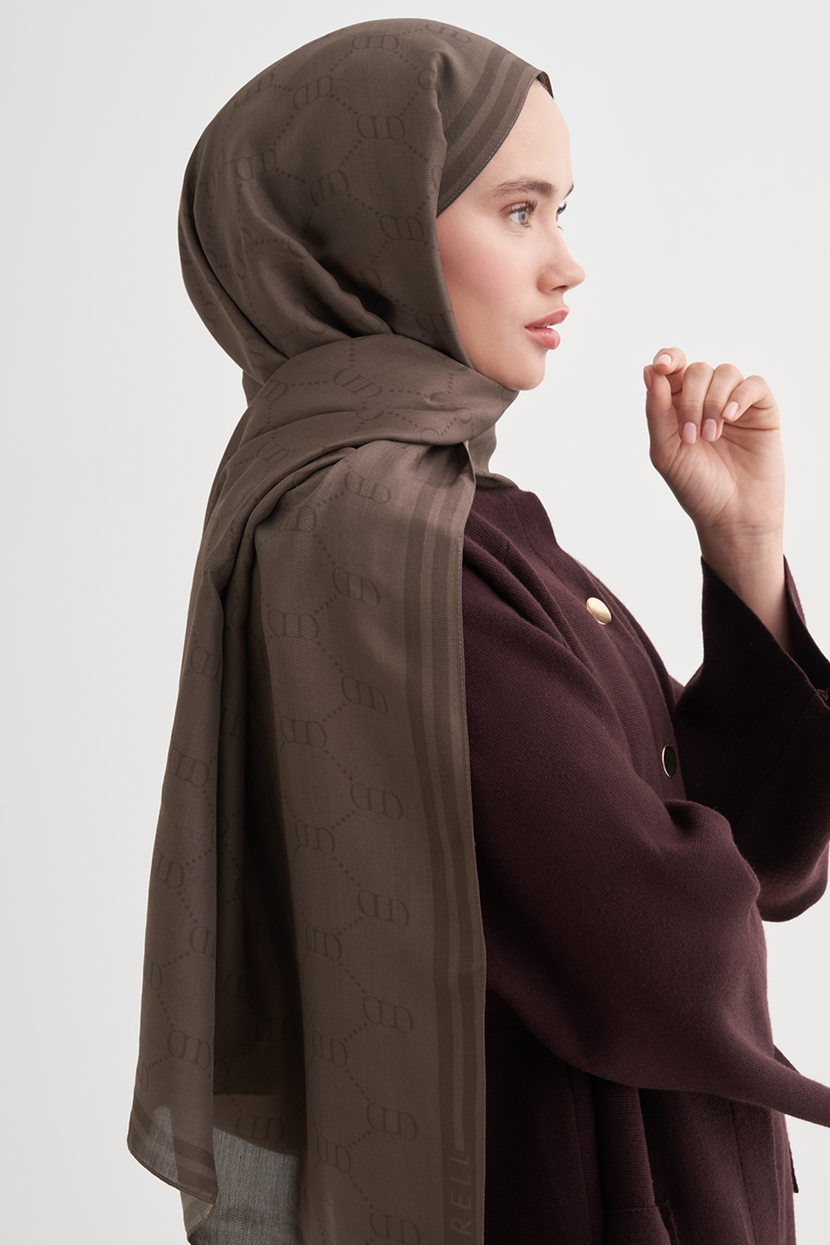 Grace Monogram Floş Şal Soft Kahve