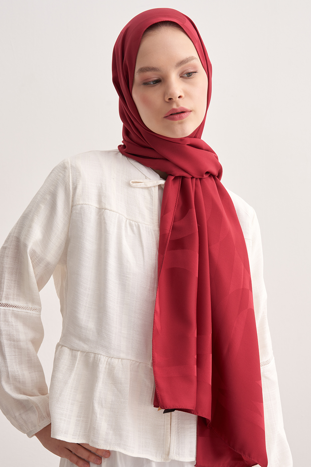 C Desen Monogram Pamuk İpek Şal Bordo