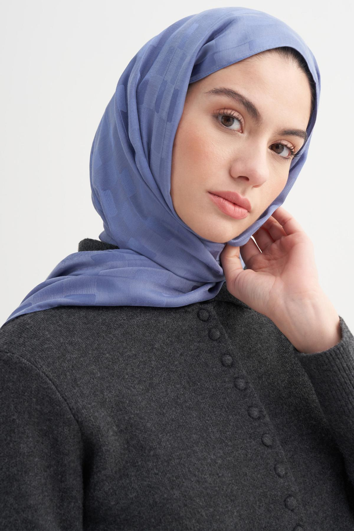 Küpçizgi Jakar İtalyan İpekli Şal Kot Mavisi