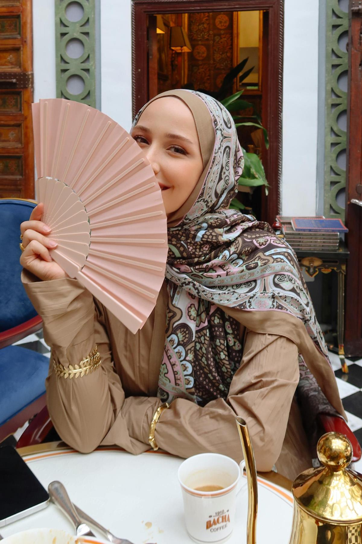 Feyza Hakyemez'in Tercihi Olea Vizon Nilla Pamuklu Şal