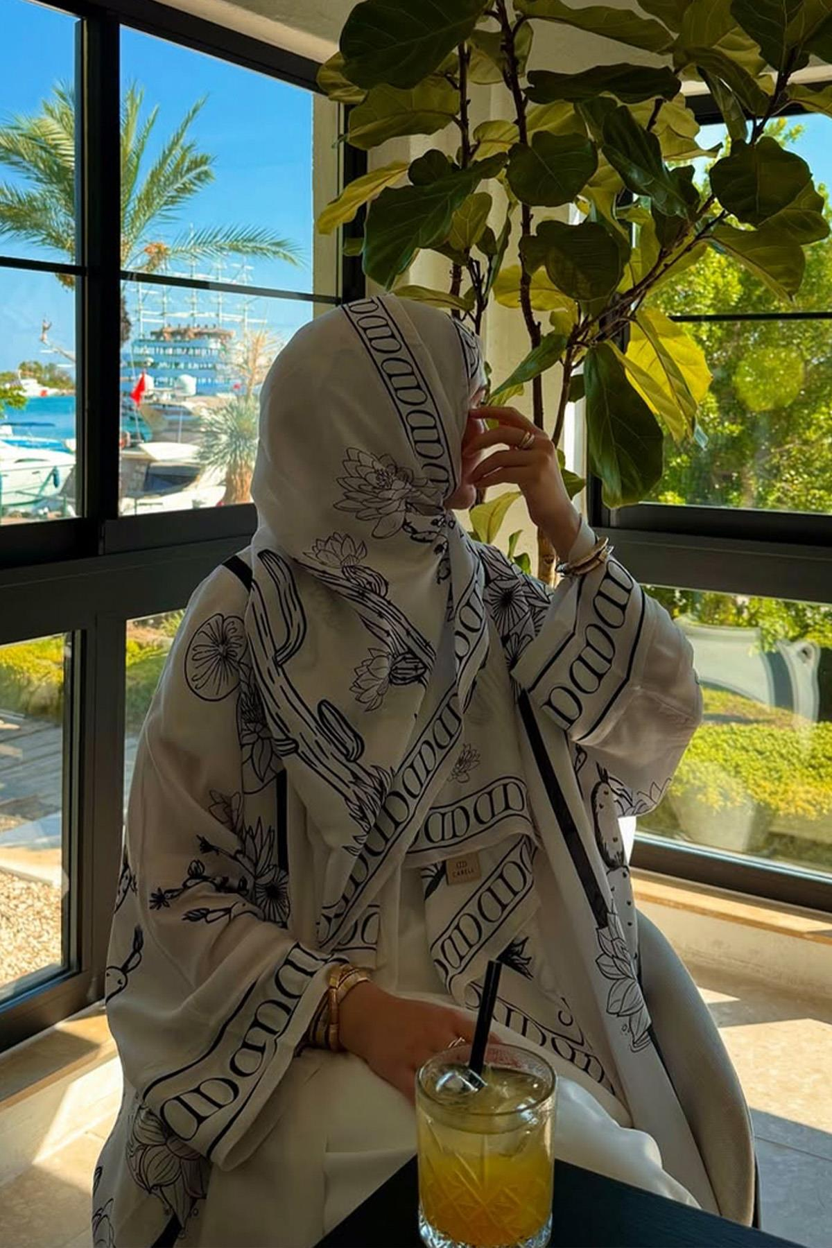 Meltem'in Tercihi Desert C Monogram Floş Şal Ekru